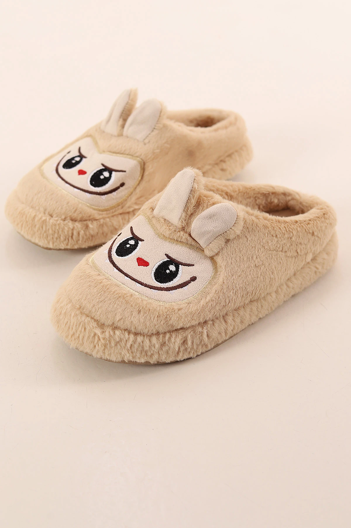 Bej Peluş Figürlü Kadın Ev terliği 399399