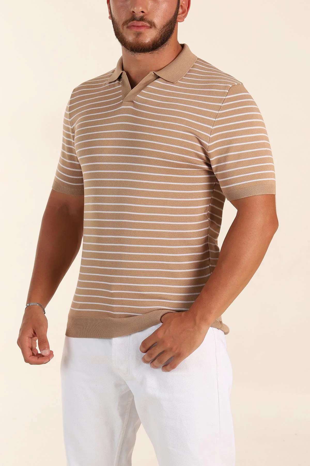 Bej Regular Fit Çizgili Apaş Yaka Triko Tişört 254689