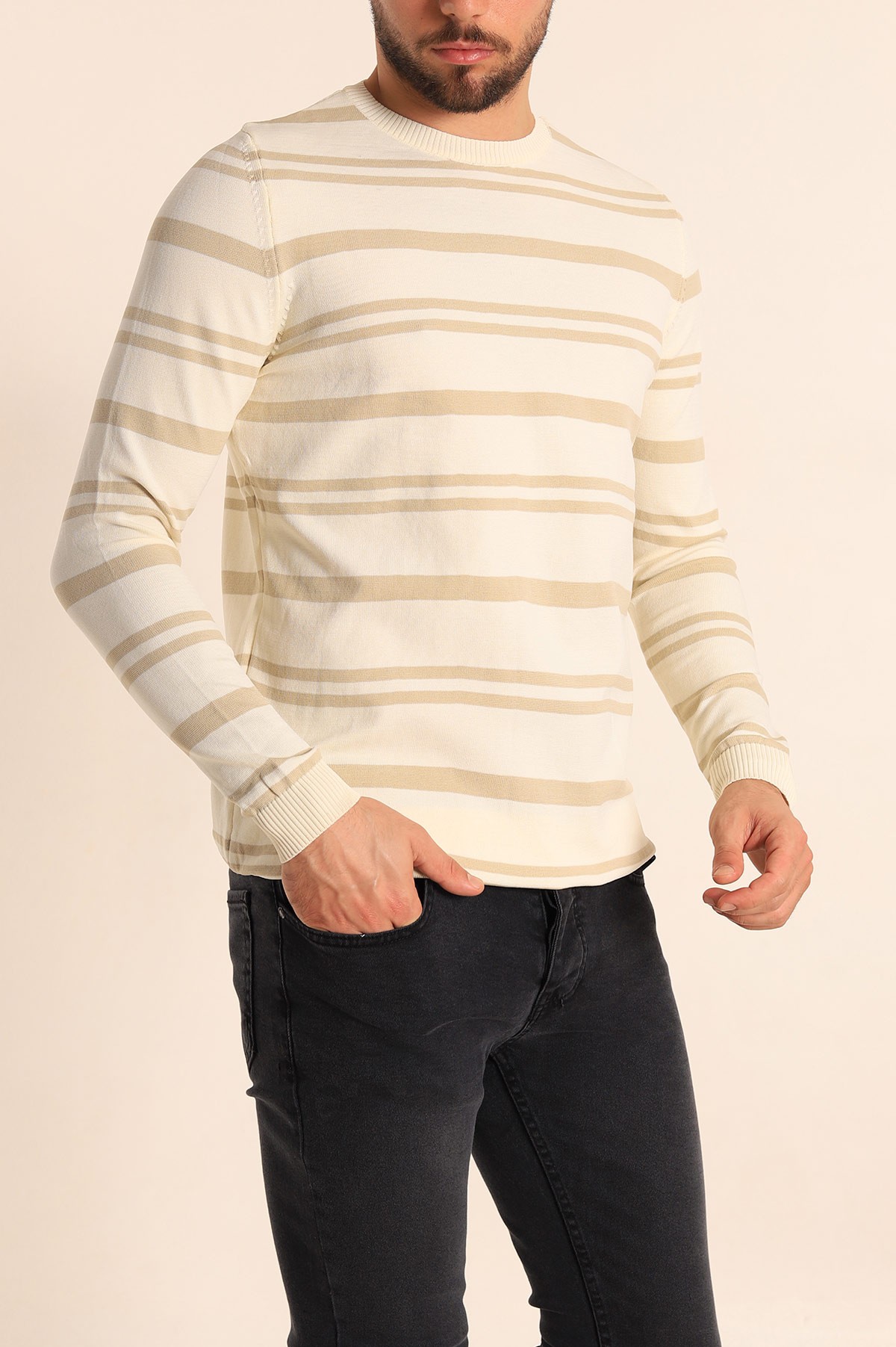 Bej Regular Fit Çizgili Triko Kazak 222005