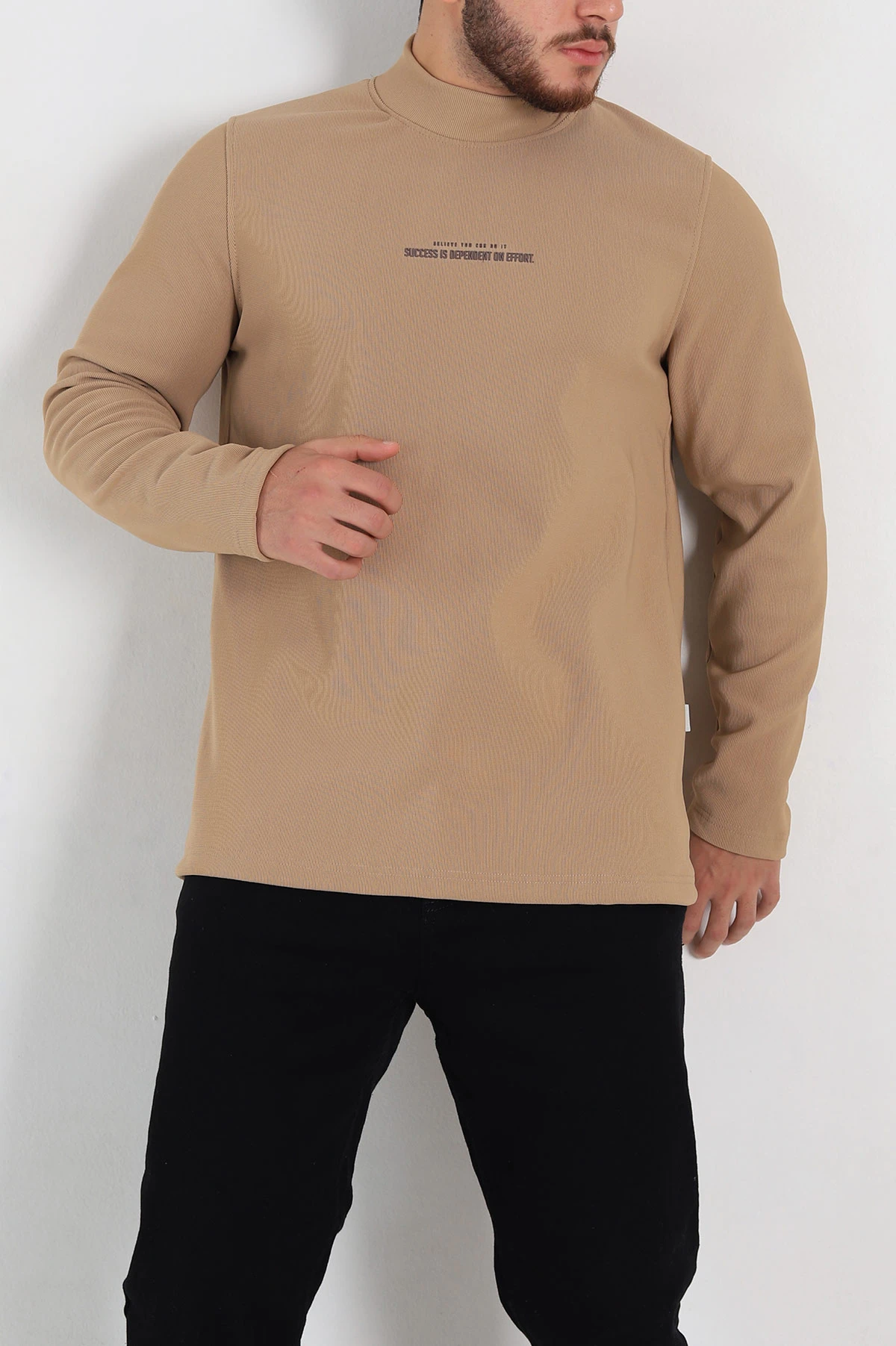 Bej Regular Fit Dik Yaka Kabartma Yazılı Erkek Sweatshirt 305765