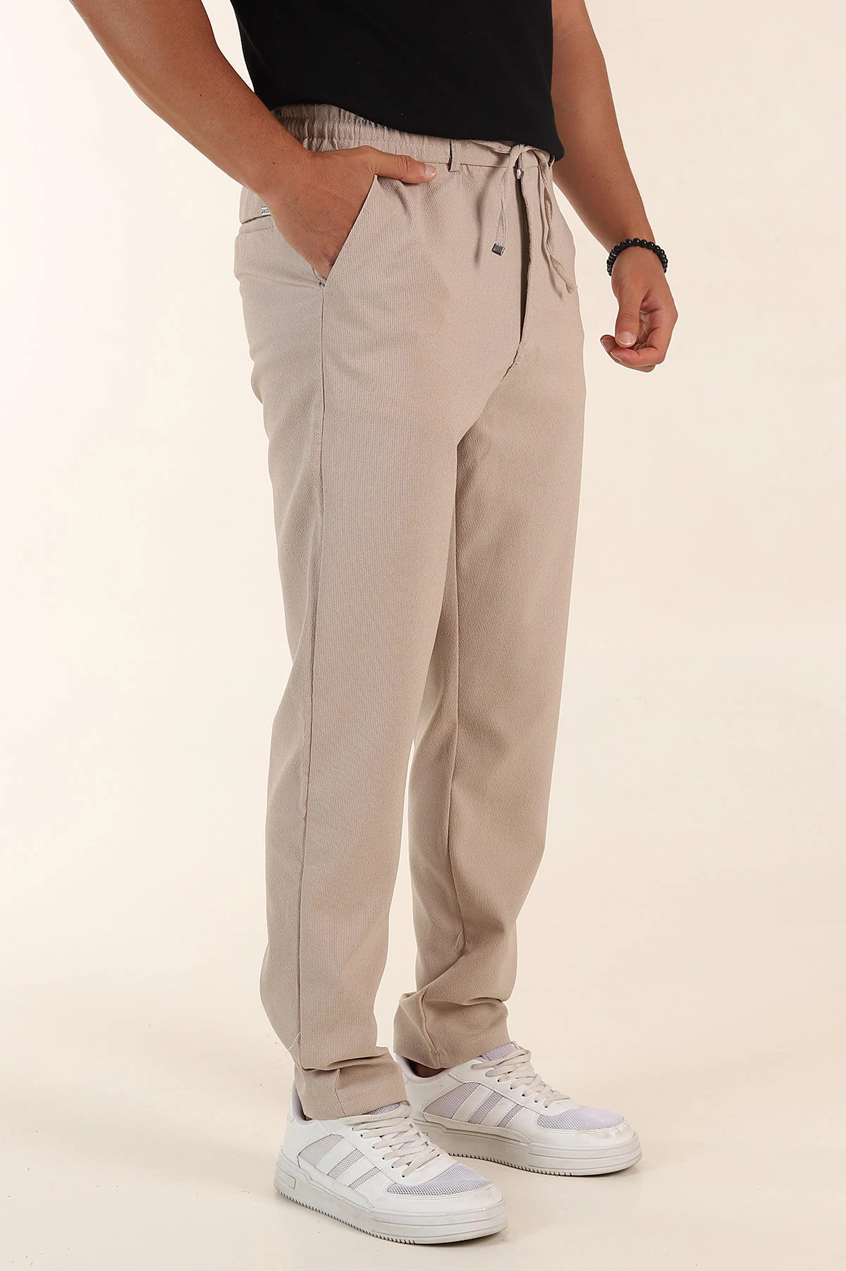 Bej Regular Fit Dokulu Bel Lastikli Erkek Pantolon 382283