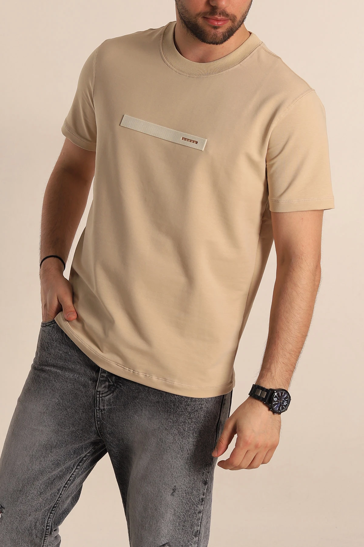 Bej Regular Fit Plastik Baskı Detaylı Erkek Tişört 268112