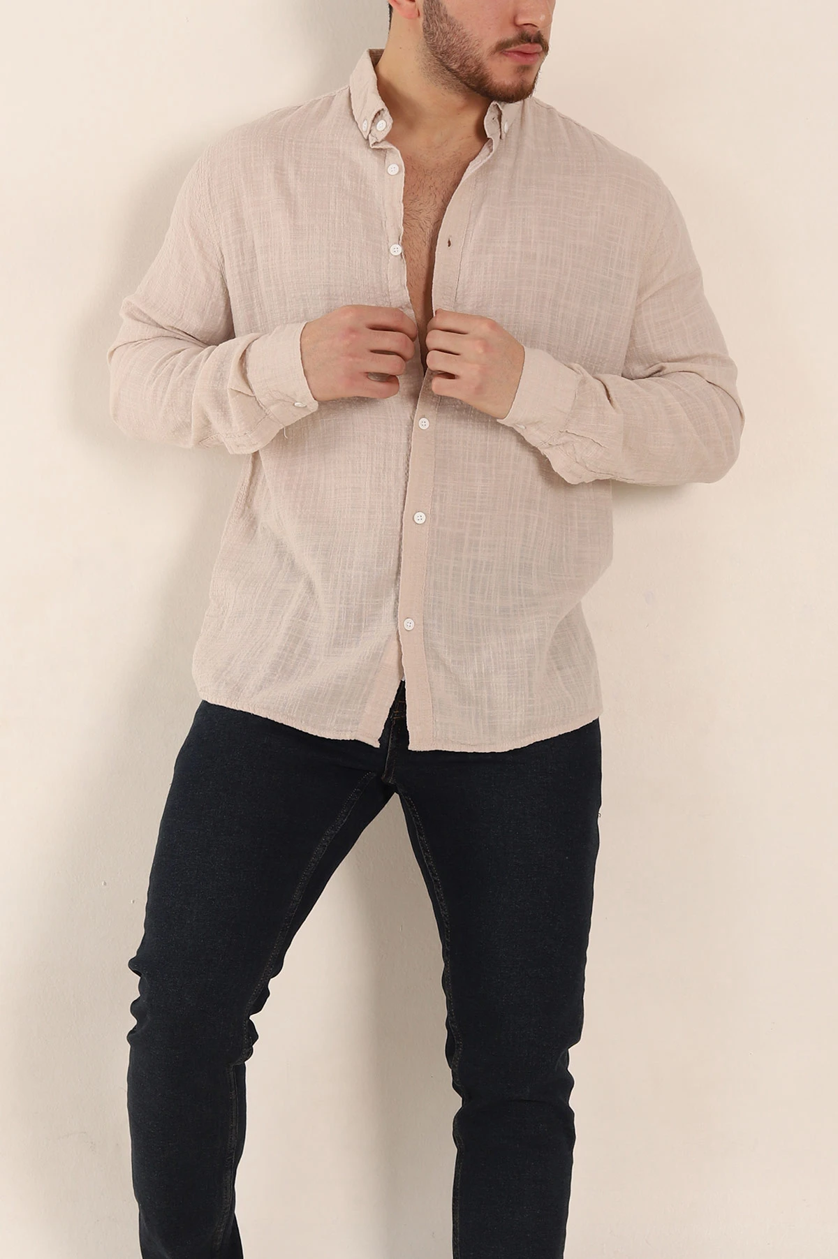 Bej Relaxed Fit Keten Kare Dokulu Ata Yaka Erkek Gömlek 339179