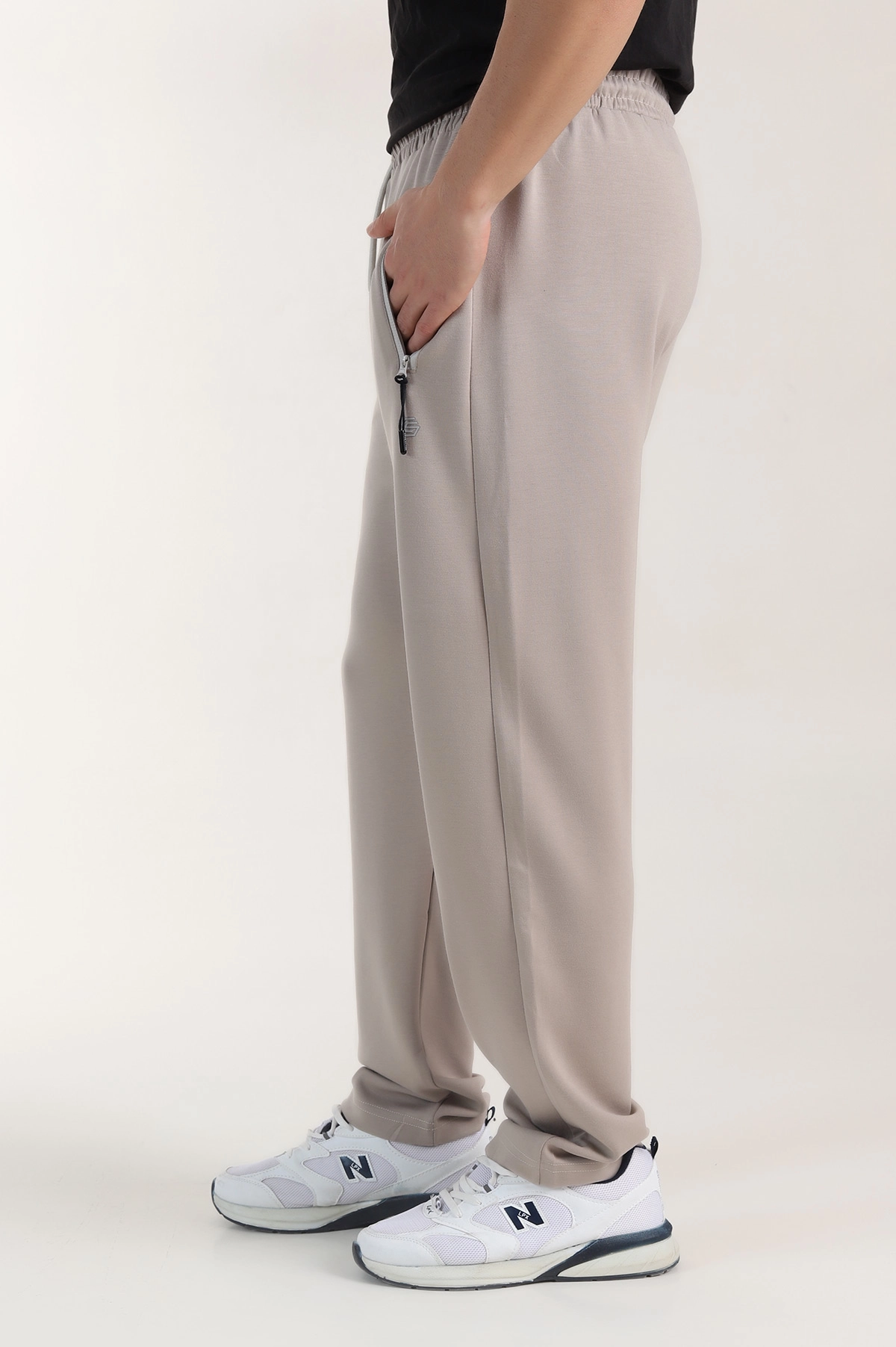 Bej Relaxed Fit Oysho Kumaş Fermuarlı Cepli Erkek Eşofman Altı 402204