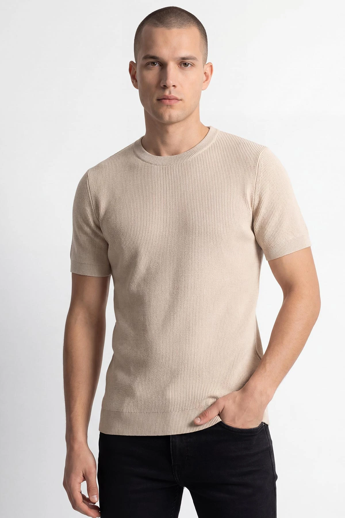 Bej Slim Fit Bisiklet Yaka Triko Erkek Tişört 449042