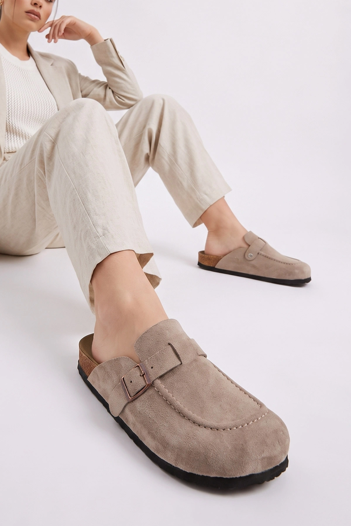 Bej Süet Sabo Toka Detaylı Kadın Loafer Terlik 500449