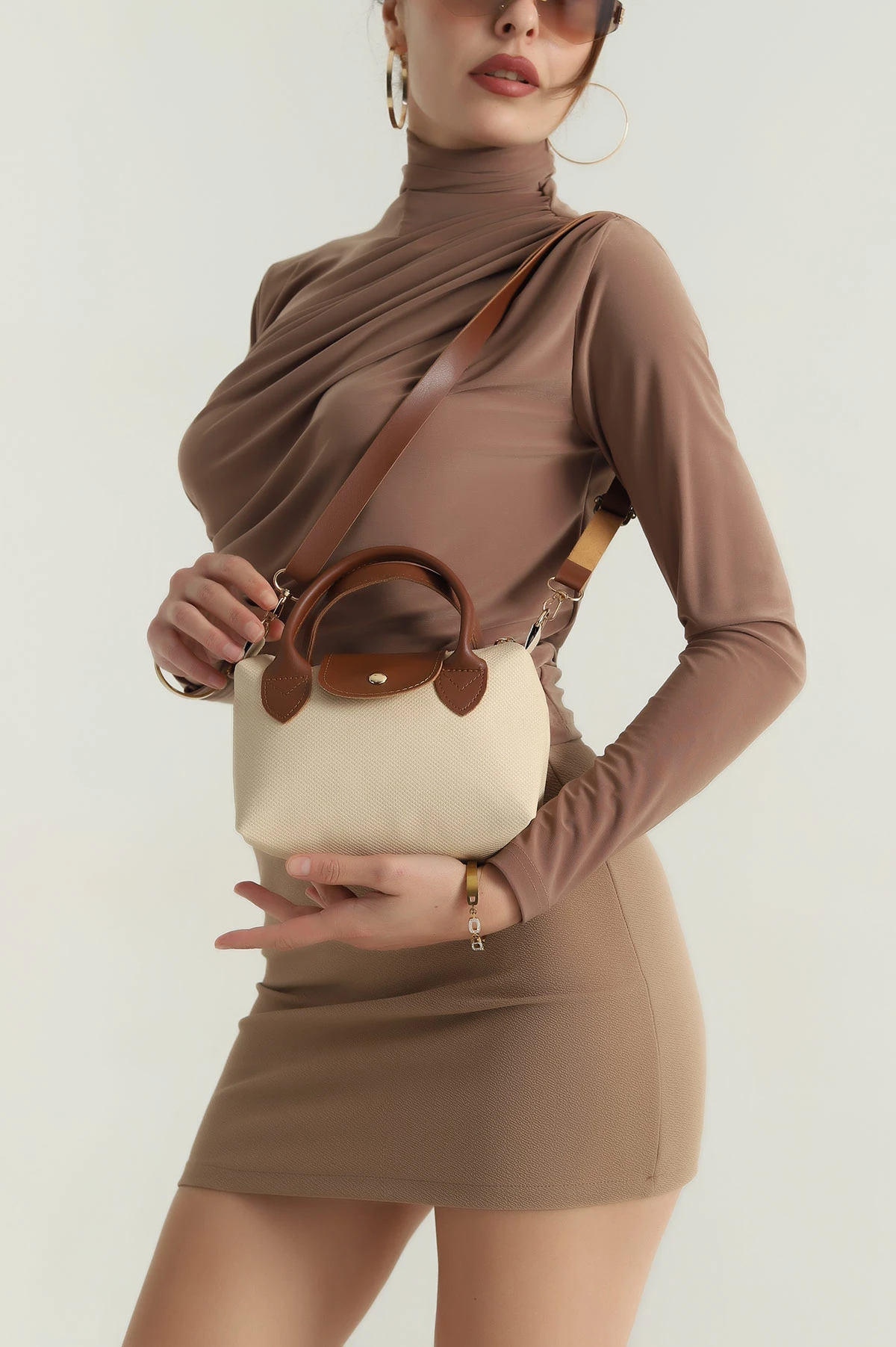 Bej Taba Mini Boy Mıknatıs Kapak Detaylı Kadın El ve Omuz Çantası 389747