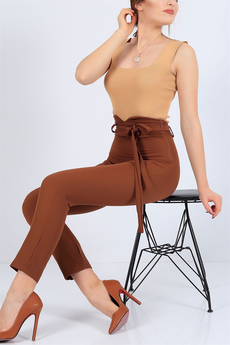 Belden Bağlamalı Kahverengi Pantolon 26298B