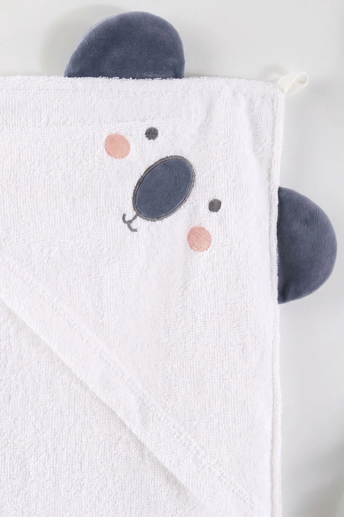 Beyaz (0-24 Ay) Koala Nakışlı Unisex Bebek Bornoz Seti 475603
