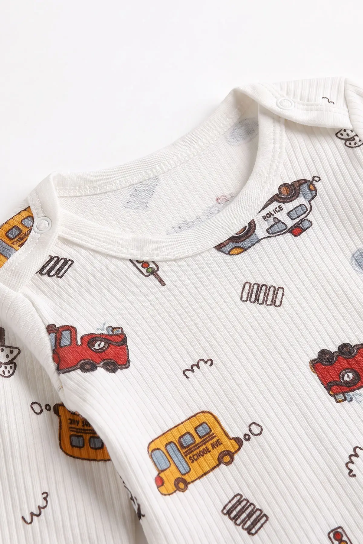 Beyaz (0-9 Ay )Arabalar Desenli  Uzun Kollu    Bebek & Çocuk Çıtçıtlı Badi 480361