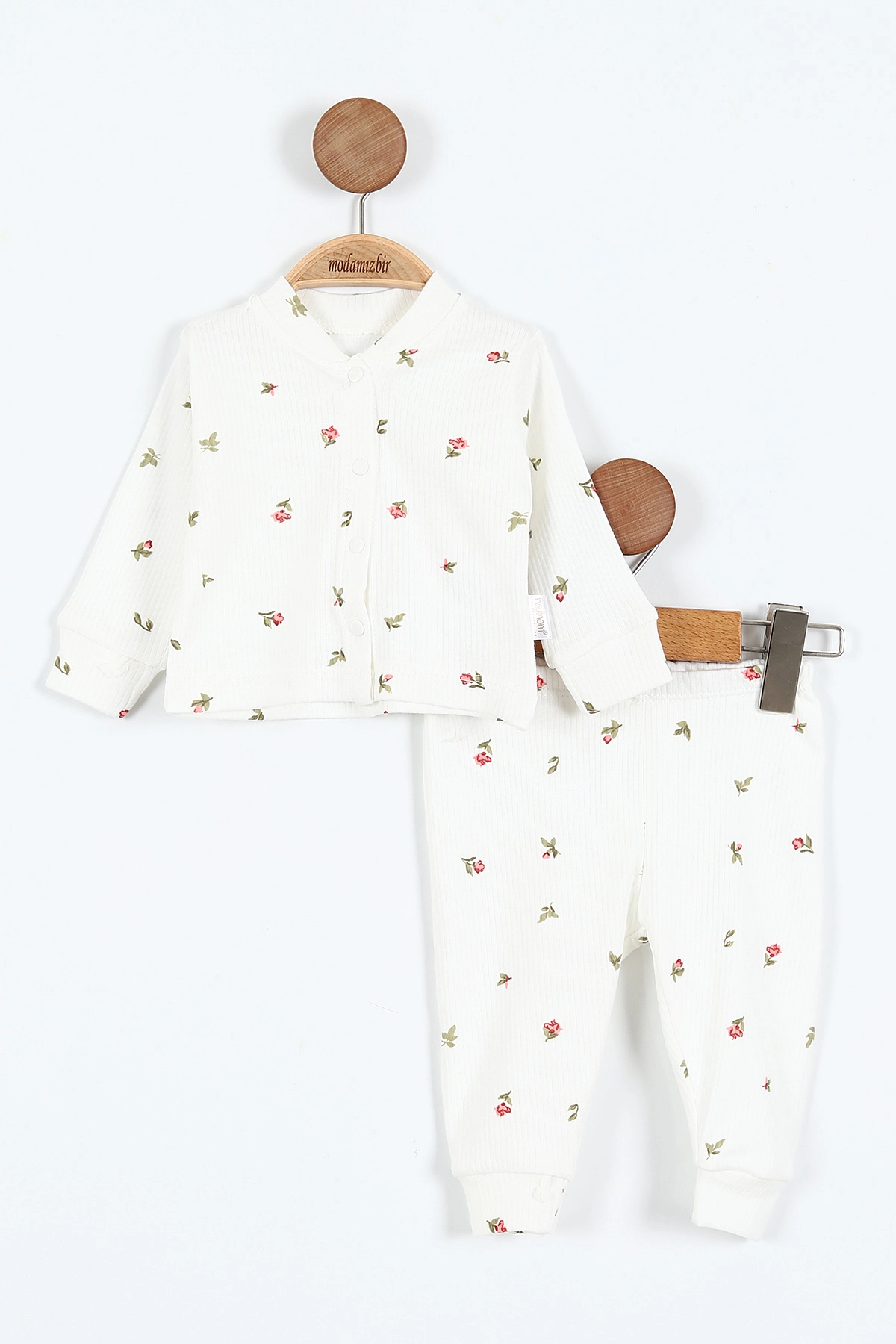 Beyaz (0-9 Ay)Lale Desenli Önü Çıtçıtlı Kız Bebek Pijama Takımı 375225