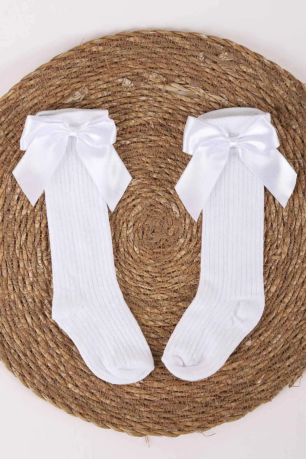 Beyaz (1-10  Yaş )Fiyonk Aksesuarlı Diz Altı Kız Bebek&Çocuk Çorap 454547