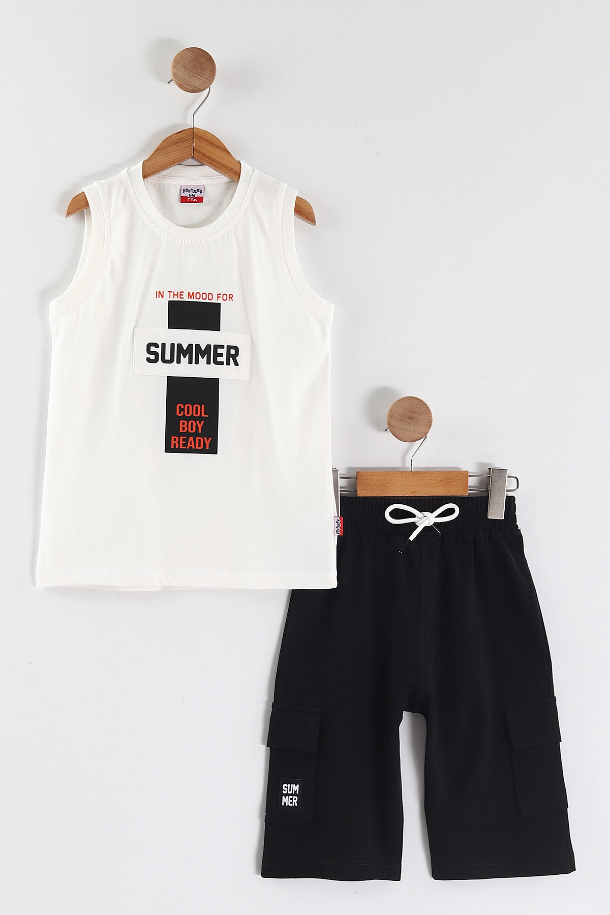 Beyaz (2-10 Yaş) Summer Baskılı Sıfır Kol ve Şortlu Süprem Erkek Çocuk Yazlık Takım 446478