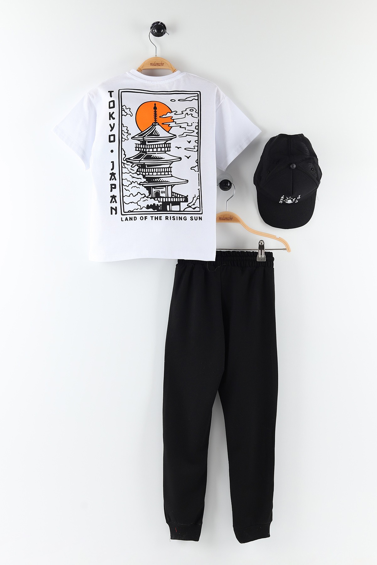 Beyaz (3-7 Yaş) Tokyo Baskılı Erkek Çocuk Takım 165960