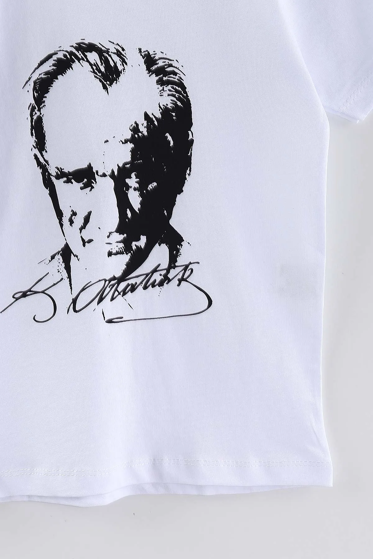 Beyaz (5-13  Yaş)Atatürk Baskılı Süprem Unisex Çocuk Tişört 442940
