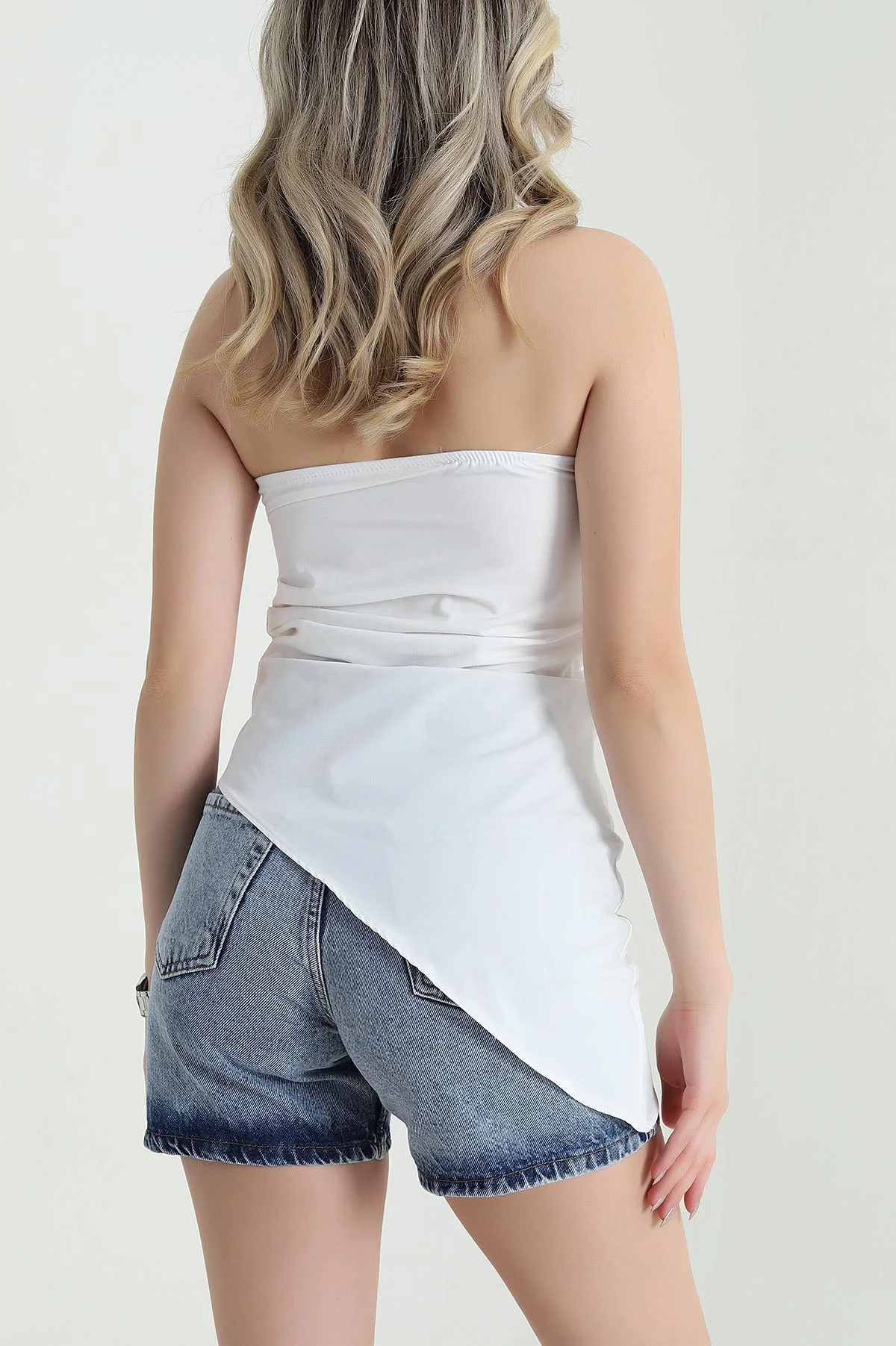 Beyaz Asimetrik Detay Colombia Büstiyer 470649