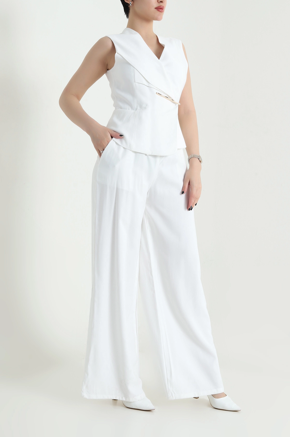 Beyaz Astarlı Kolsuz İthal Gabardin Kadın Tulum Elbise 454304
