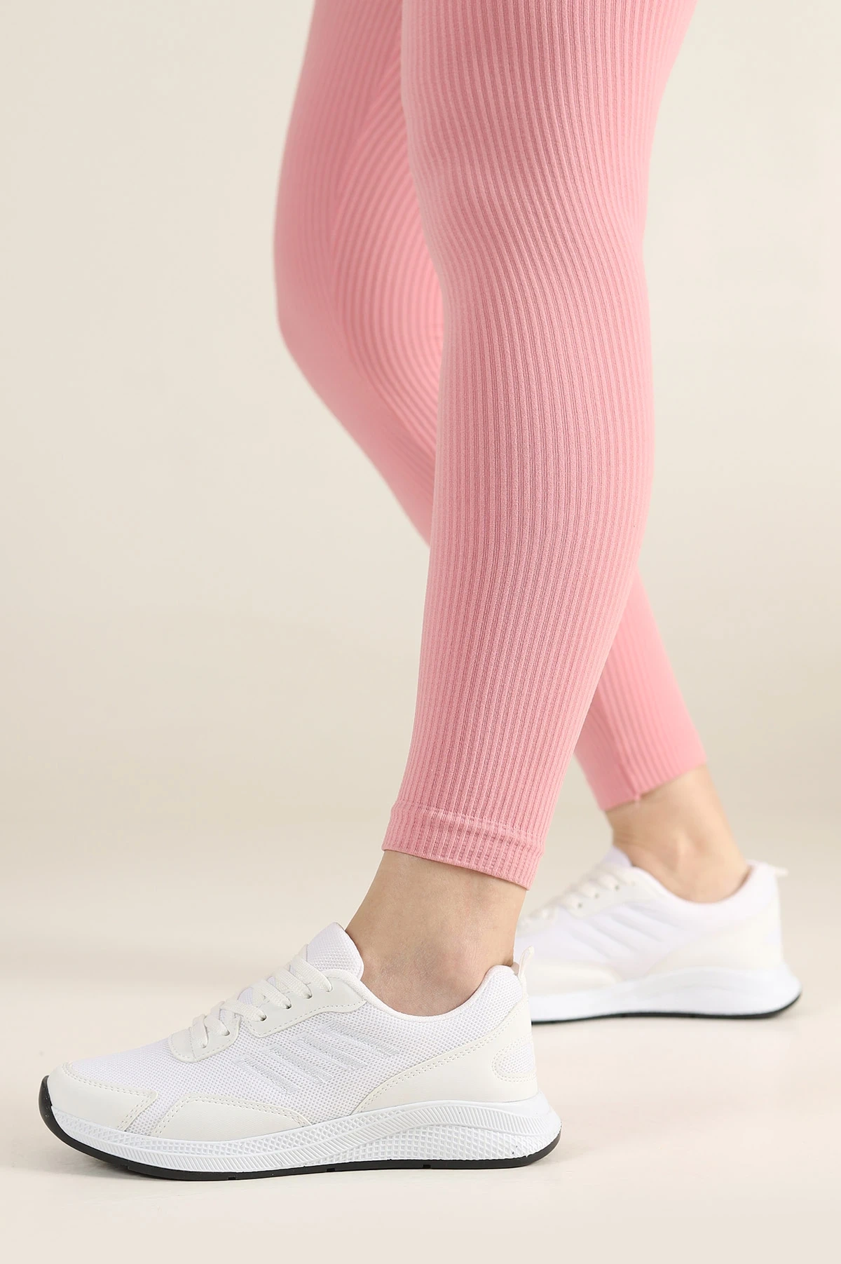 Beyaz Bağcıklı Çizgili Kadın Spor Ayakkabı 455158