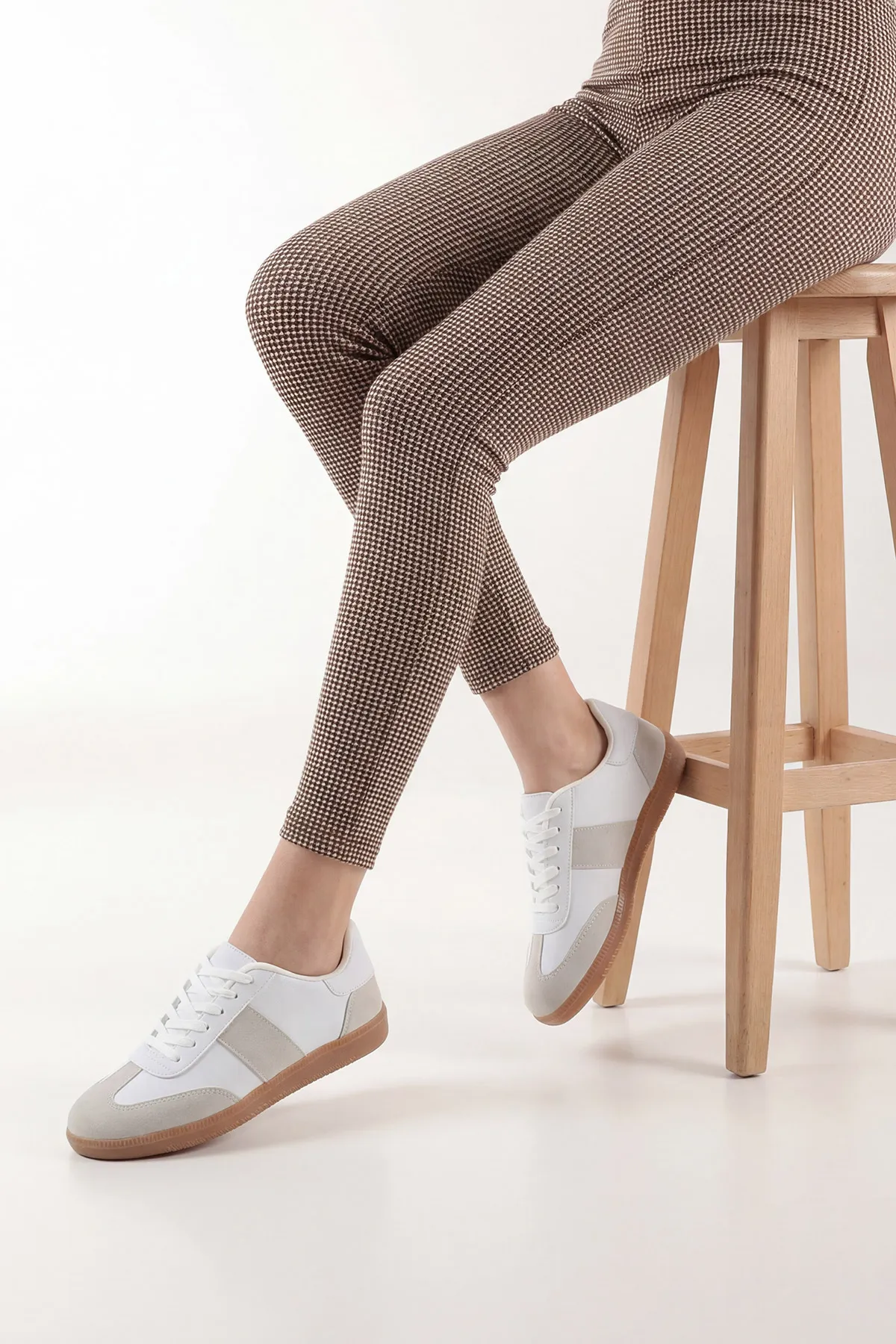 Beyaz Bağcıklı Kadın Spor Ayakkabı 448956