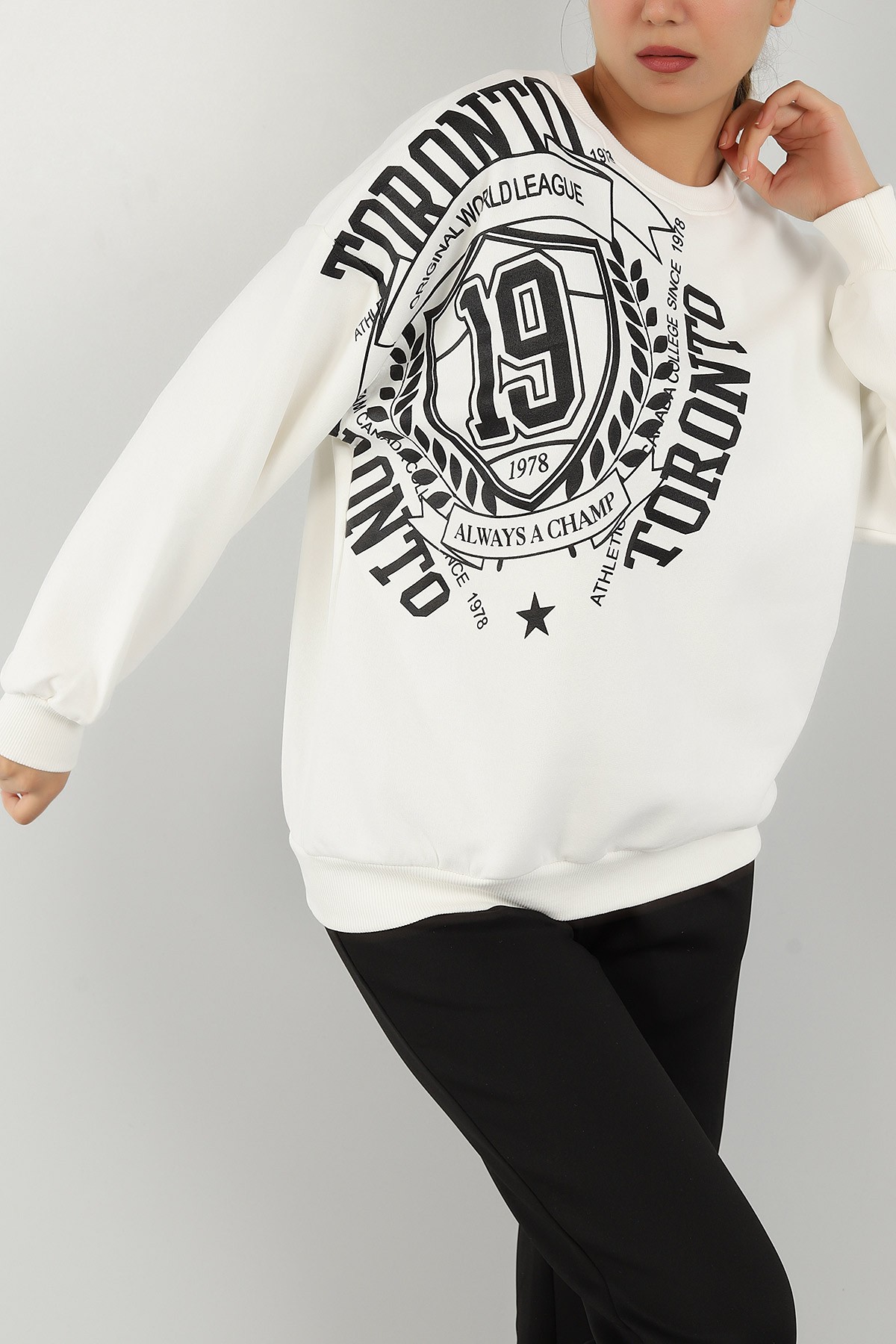 Beyaz Baskılı İçi Şardonlu Bayan Sweat 144010