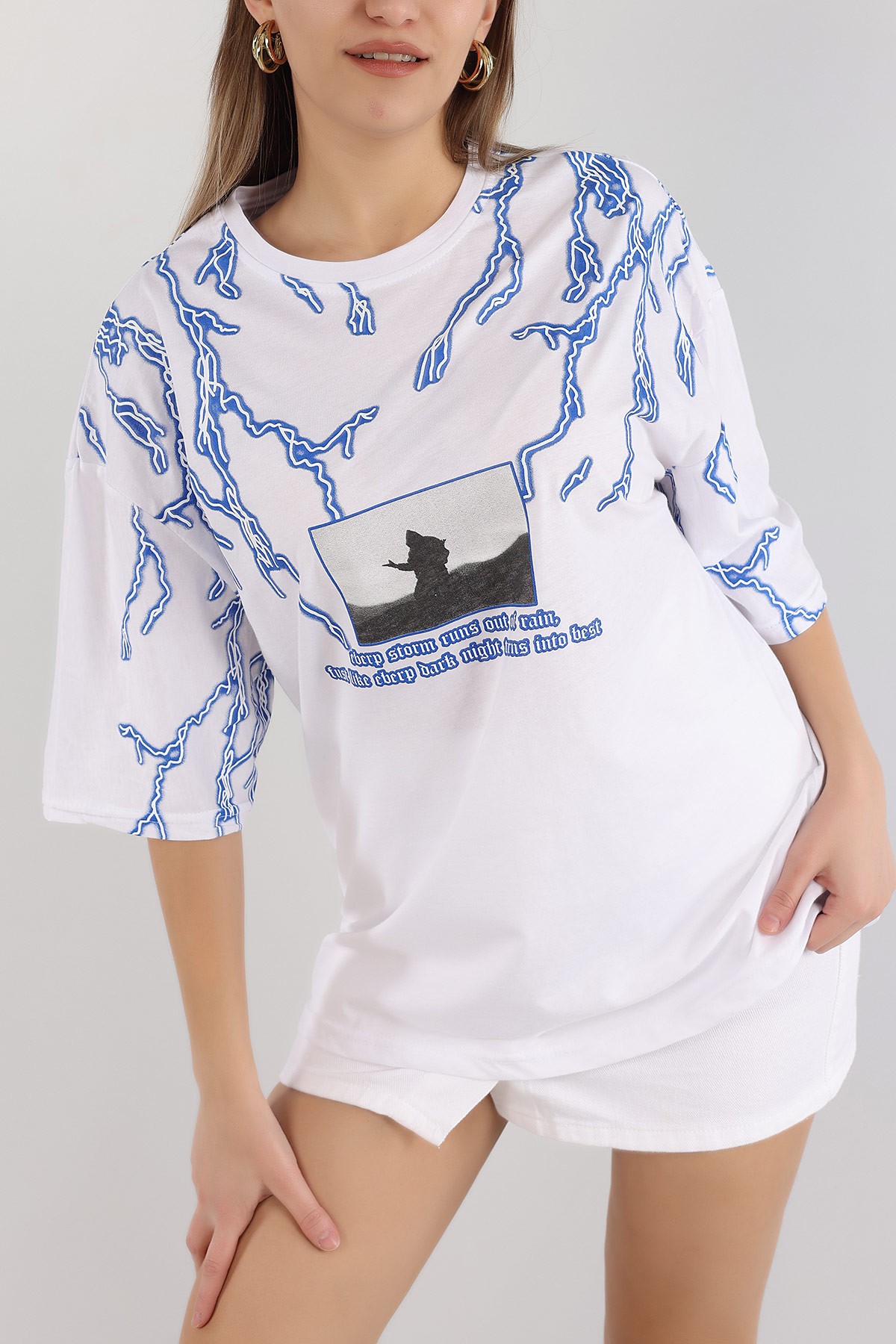 Beyaz Baskılı Oversize Bayan Tişört 166150