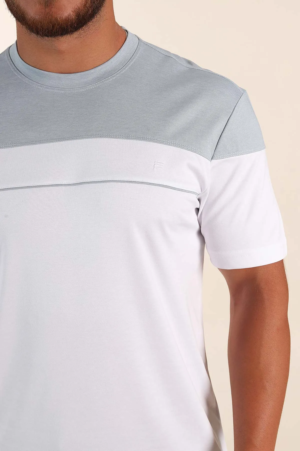 Beyaz Bebe Mavisi Regular Fit Omuz Şerit Detaylı Erkek Tişört 372092