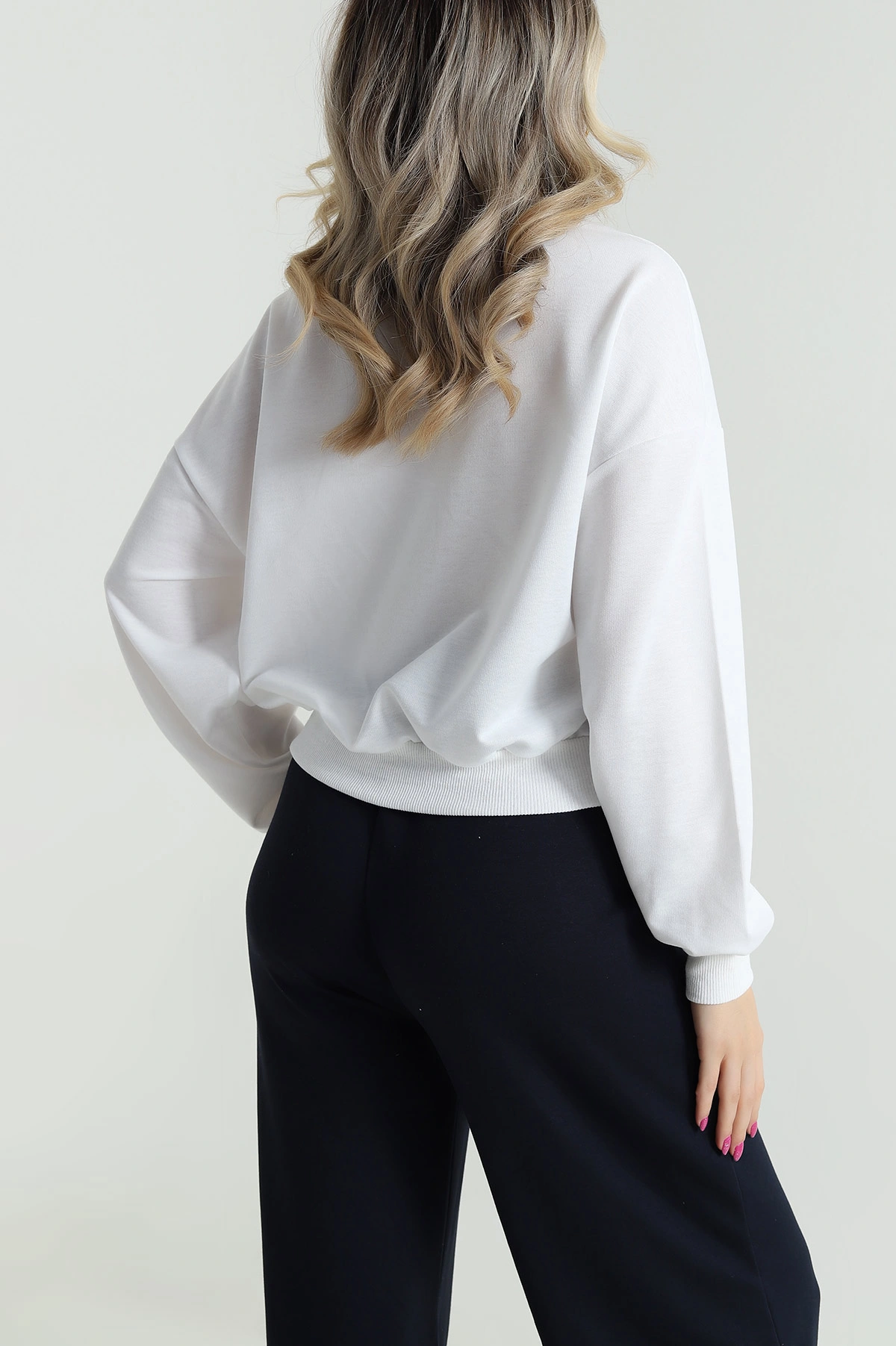 Beyaz Bisiklet Yaka İki İp Kadın Sweat 484275