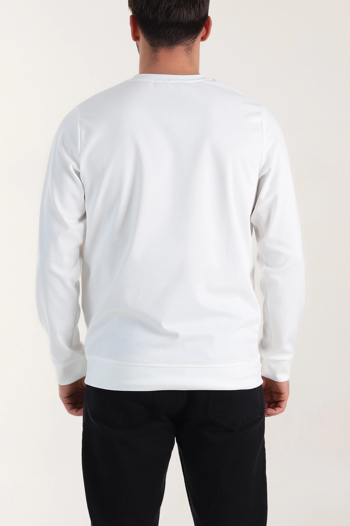 Beyaz Bisiklet Yaka Likralı Erkek Sweatshirt 410583