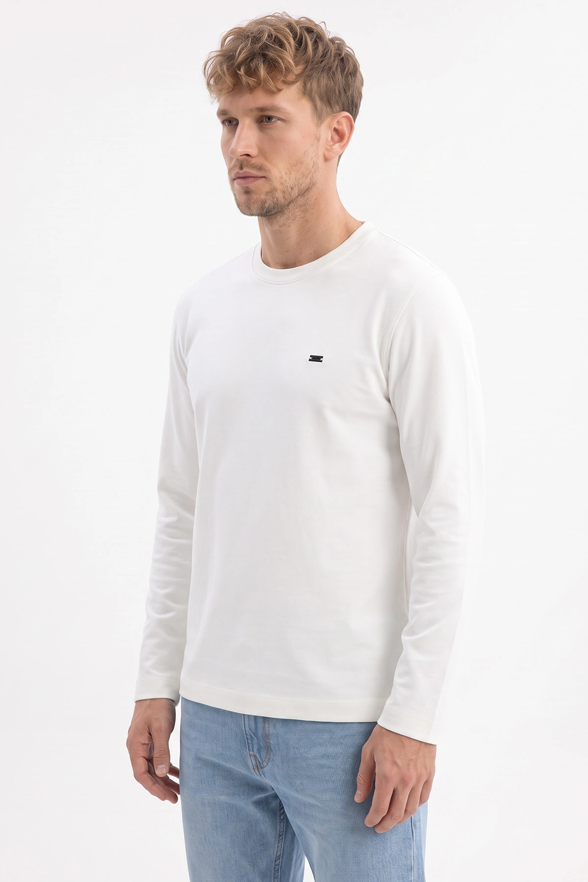 Beyaz Bisiklet Yaka Sırt Detay Erkek Sweatshirt 492027