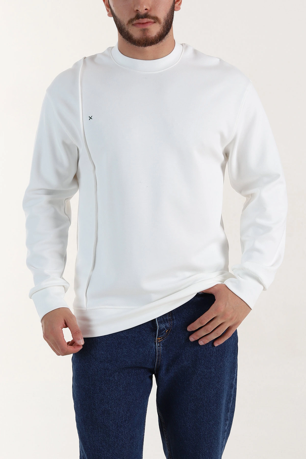 Beyaz Bisiklet Yaka Uzun Kollu Erkek Sweatshirt 396971