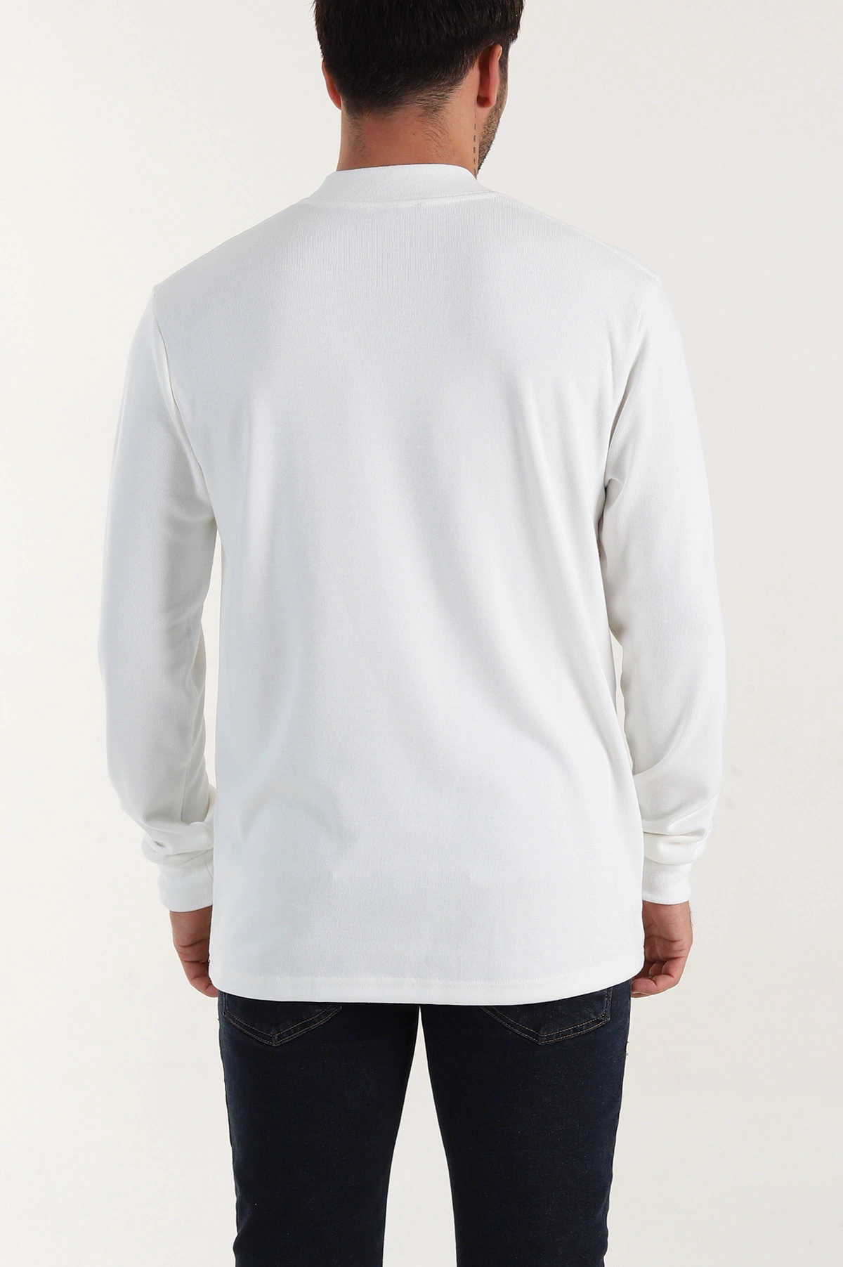 Beyaz Regular Fit Yarım Balıkçı Yaka Uzun Kollu Erkek Sweatshirt 397044