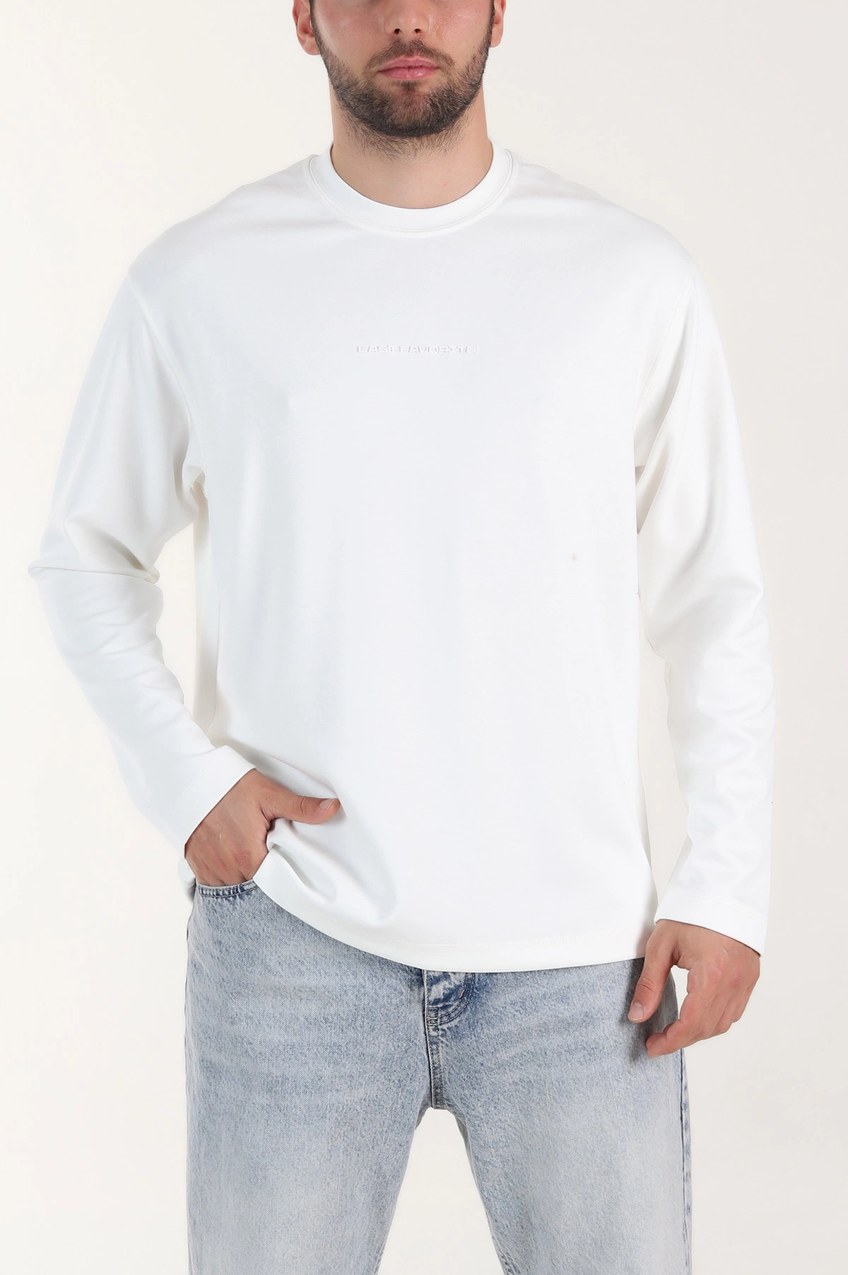 Beyaz Bisiklet Yaka Yazı Detaylı Erkek Sweatshirt 409096