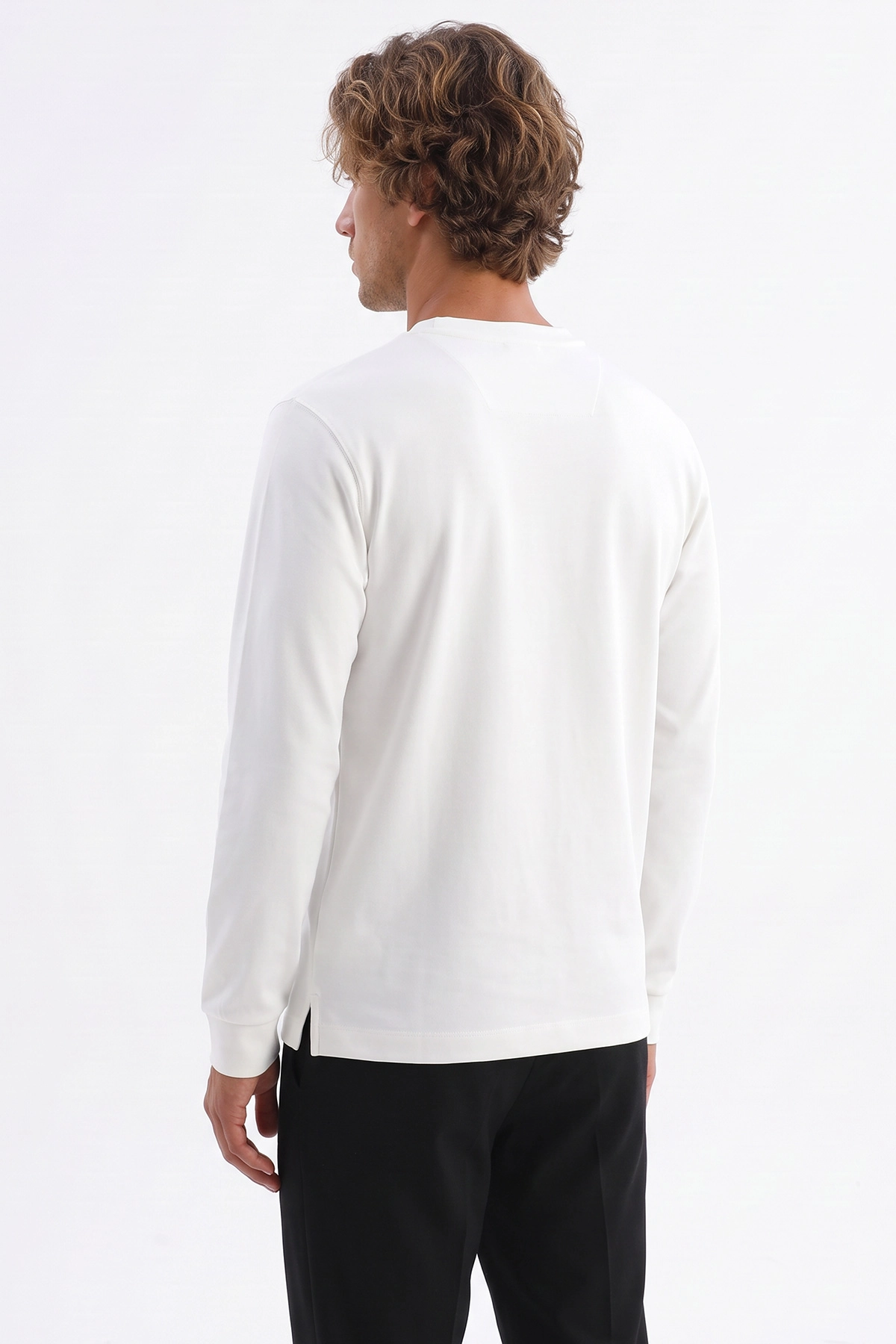 Beyaz Bisiklet Yaka Yazı Detaylı Erkek Sweatshirt 492045