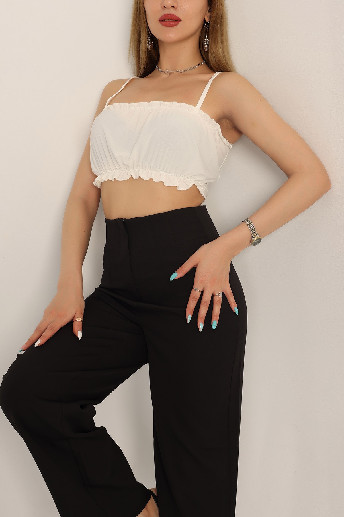 Beyaz Büzgülü Sendy Kumaş Crop 174172