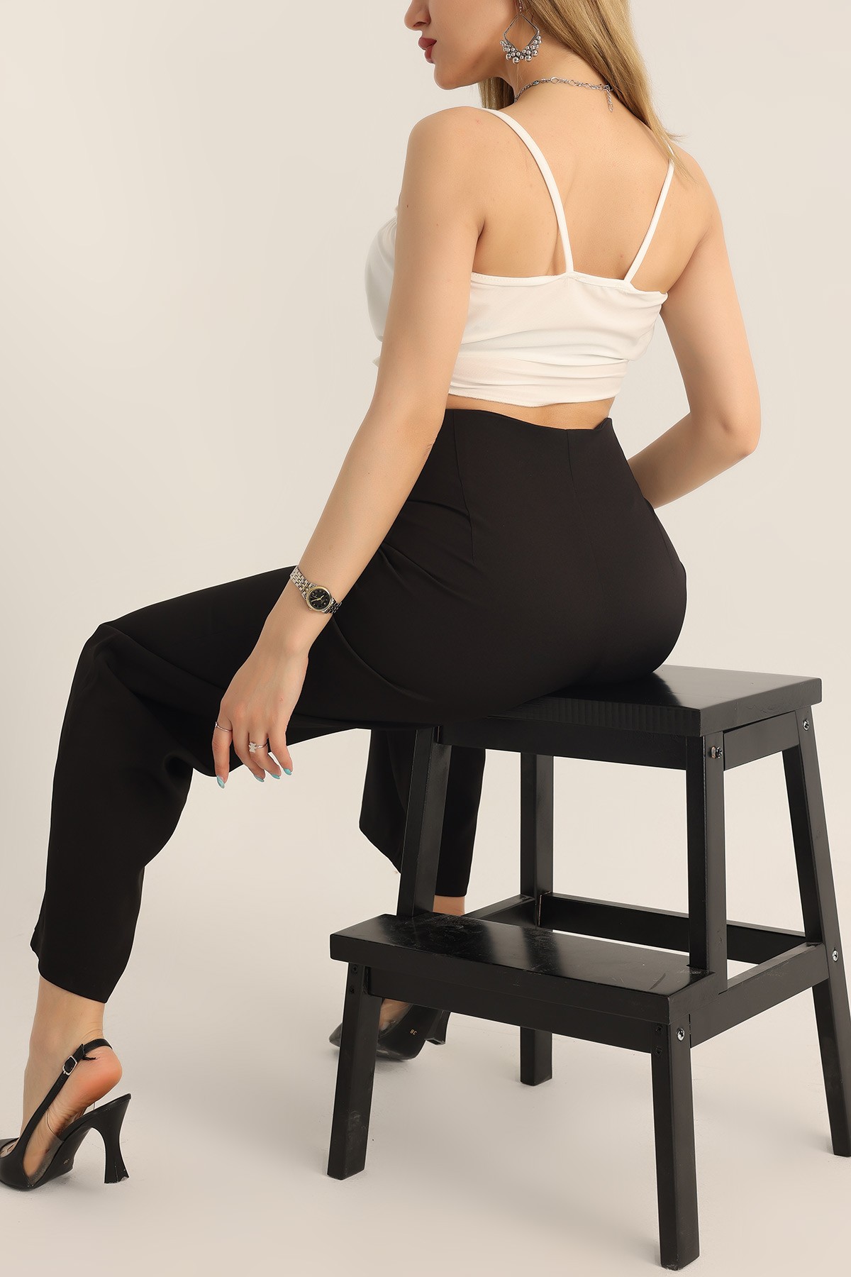 Beyaz Büzgülü Sendy Kumaş Crop 174172