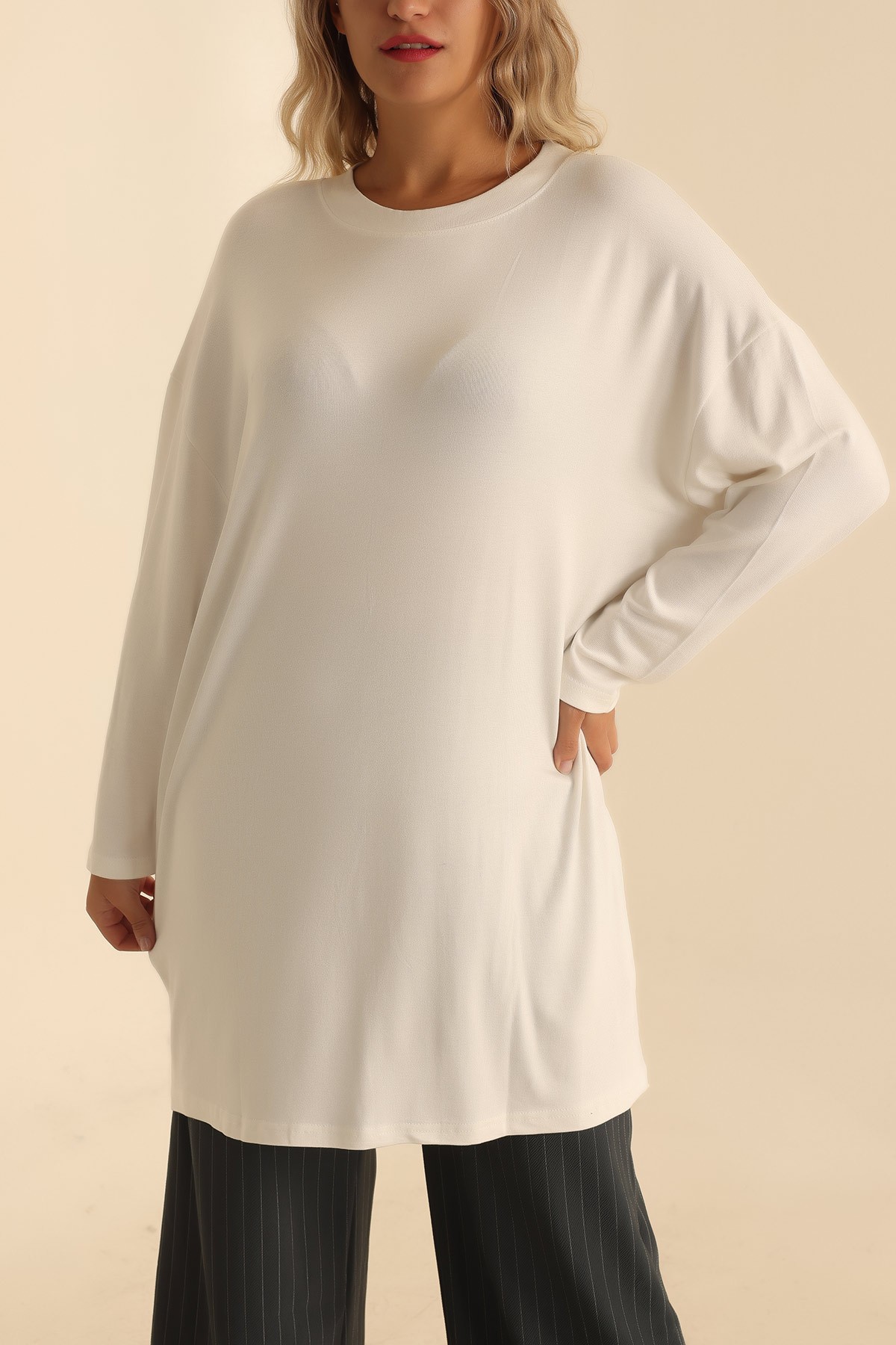 Beyaz Çilek Kumaş Tunik 204127