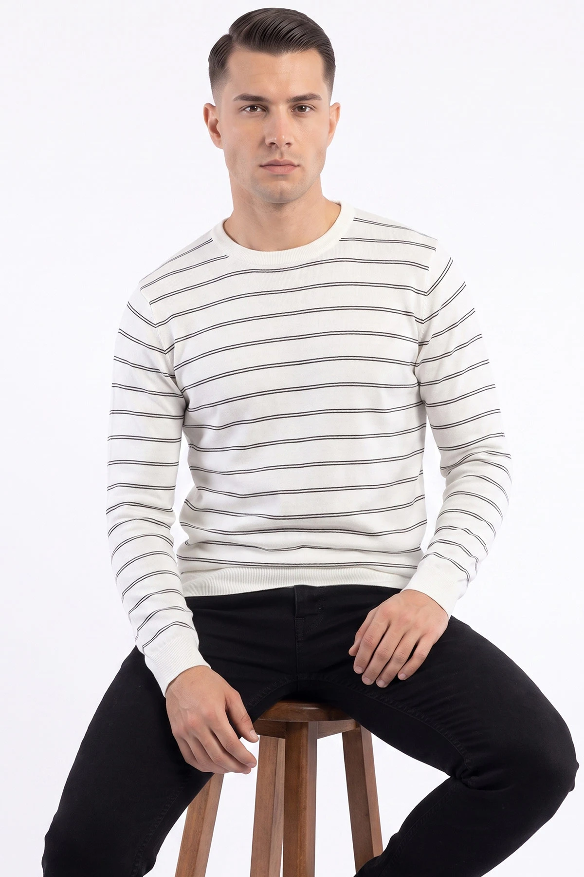 Beyaz Çizgili Viskon Triko Erkek Sweatshirt 482857
