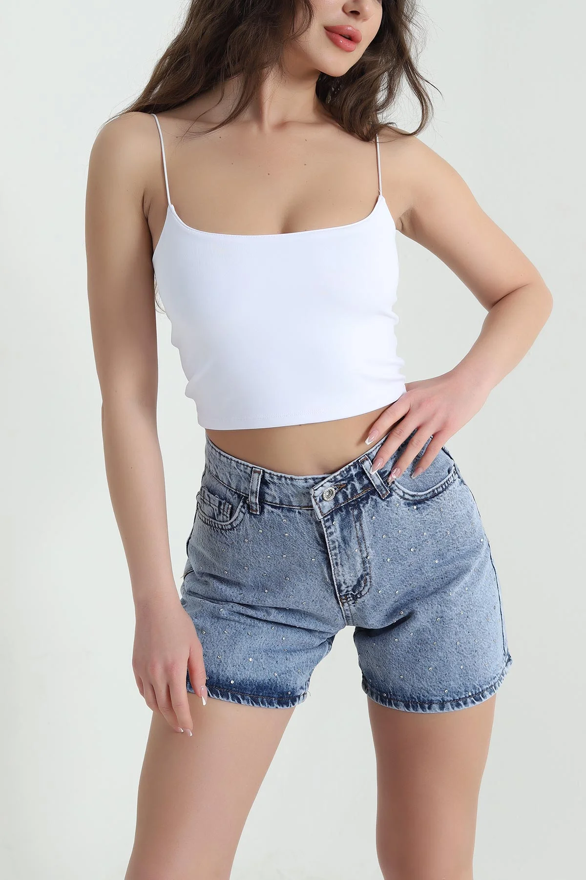 Beyaz Dalgıç İp Askılı Kadın Crop 456122