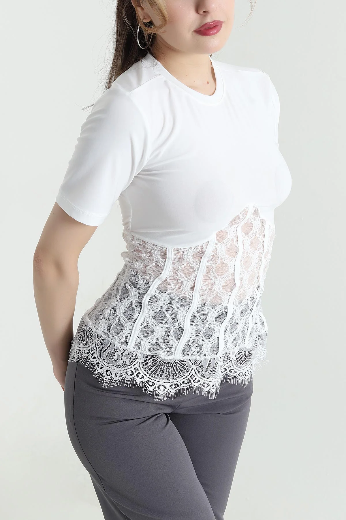Beyaz Dantelli Sandy Kadın Bluz 441549