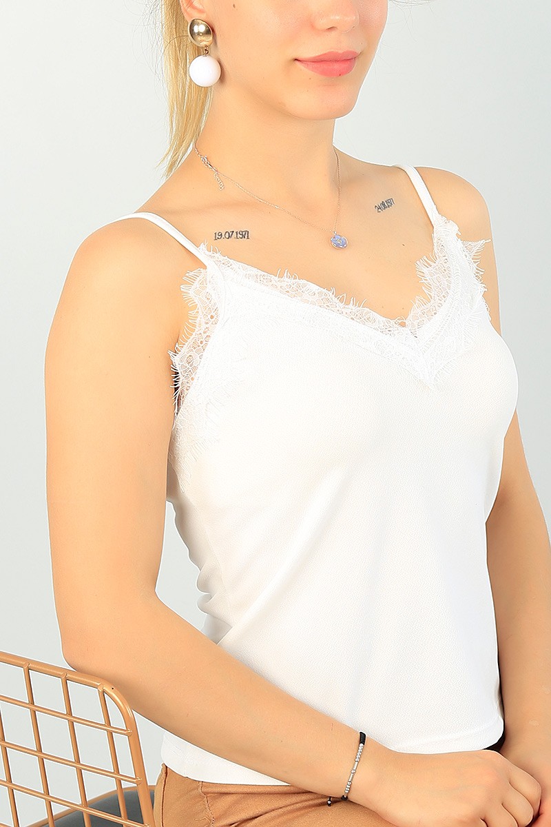 Beyaz Dantelli Yaka Bayan Atlet 68570