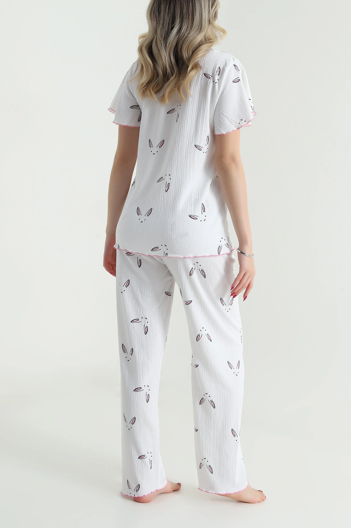 Beyaz Düğmeli Bürümcük Kadın Pijama Takımı 479562