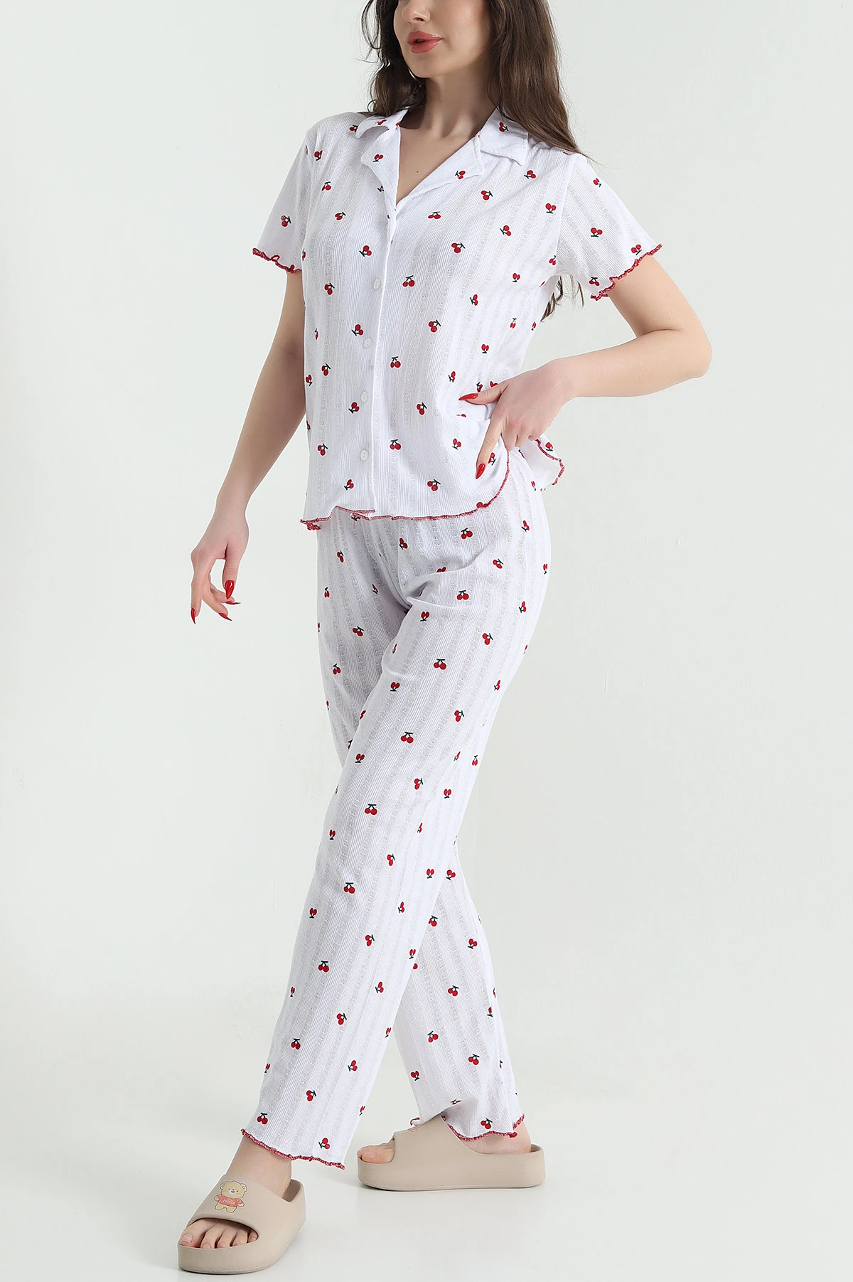 Beyaz Düğmeli Pointel Kadın Pijama Takımı 439040