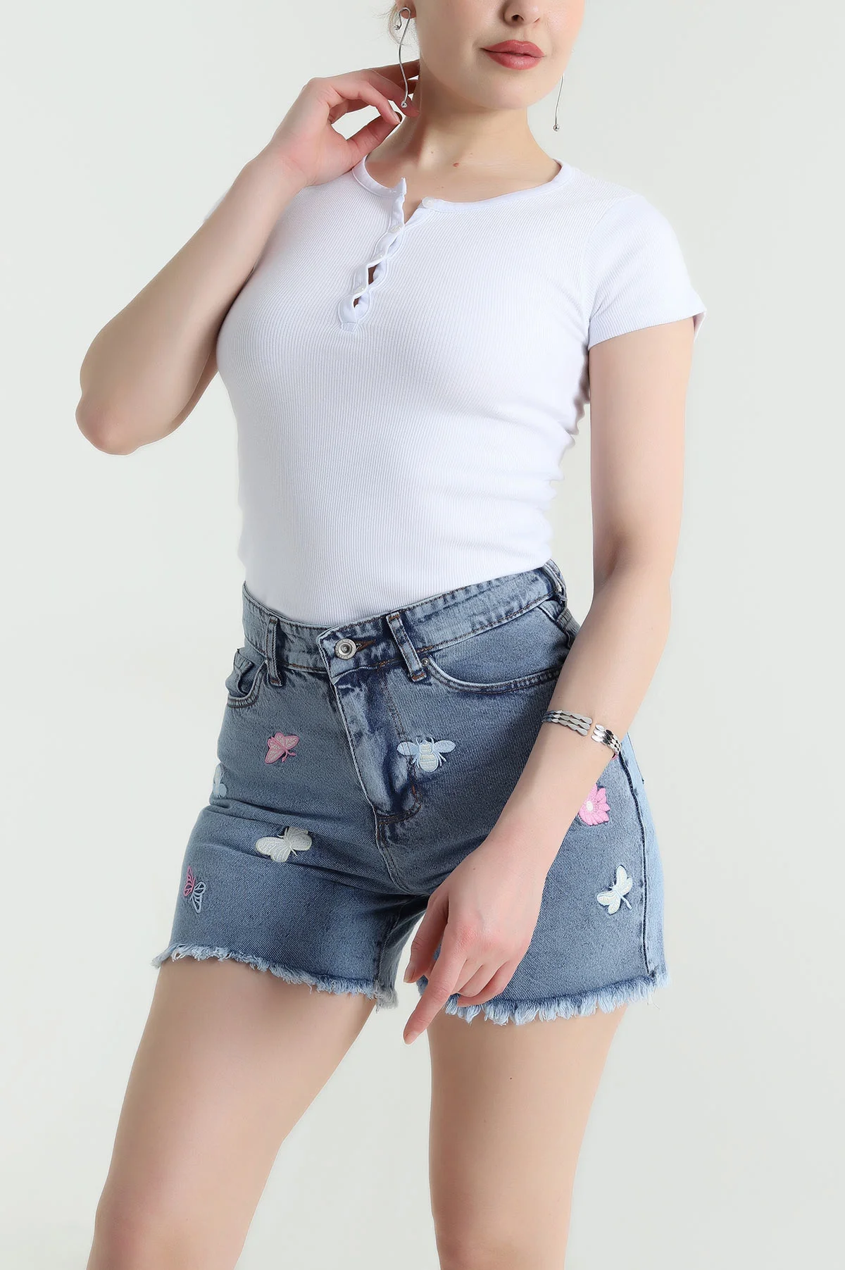 Beyaz Düğmeli Yaka Fitilli Kadın Bluz 456148