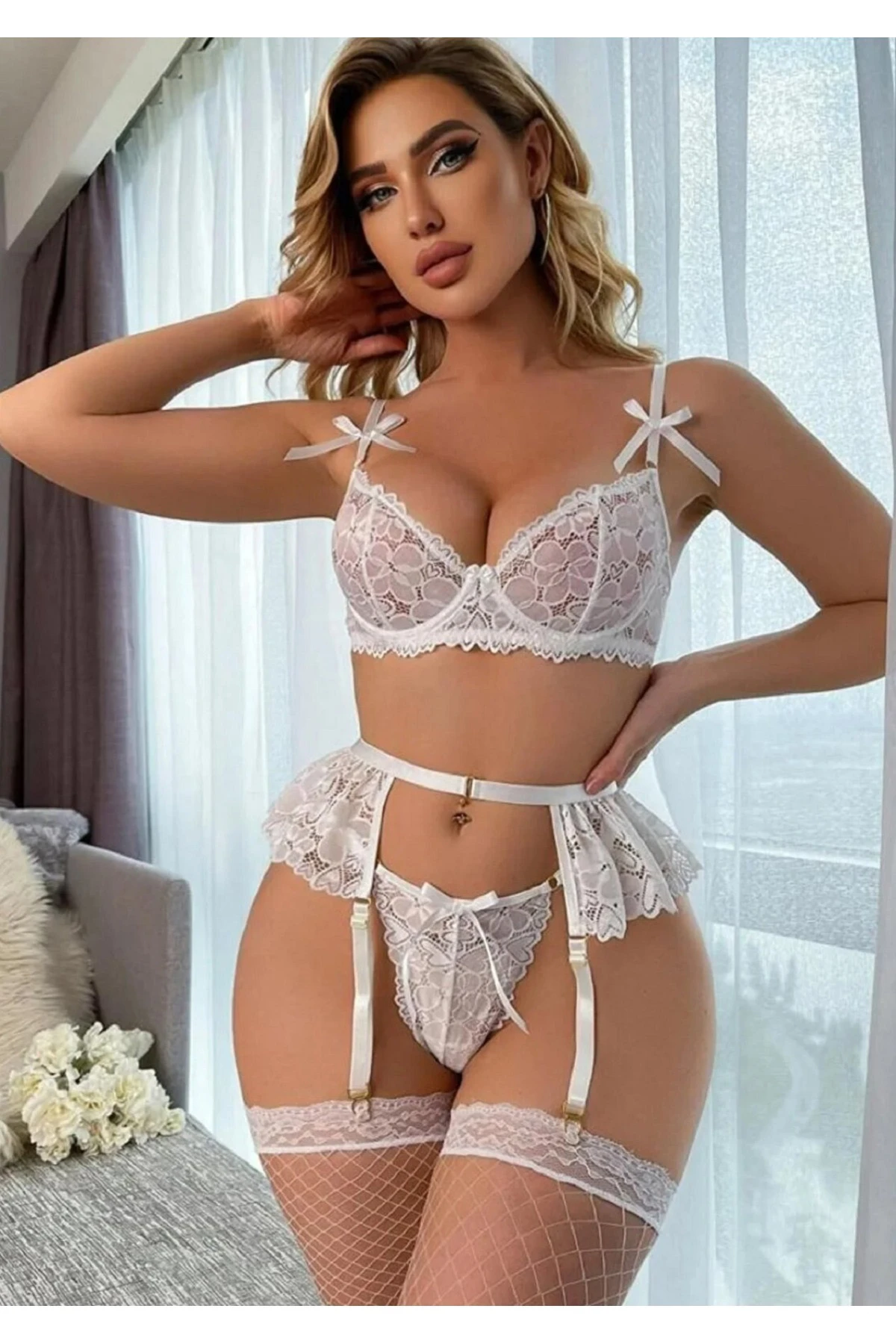 Beyaz Fantezi Kostüm Dantel Seksi Jartiyer File Çoraplı Çeyizlik Gece Giyim 268935 | ModamızBir