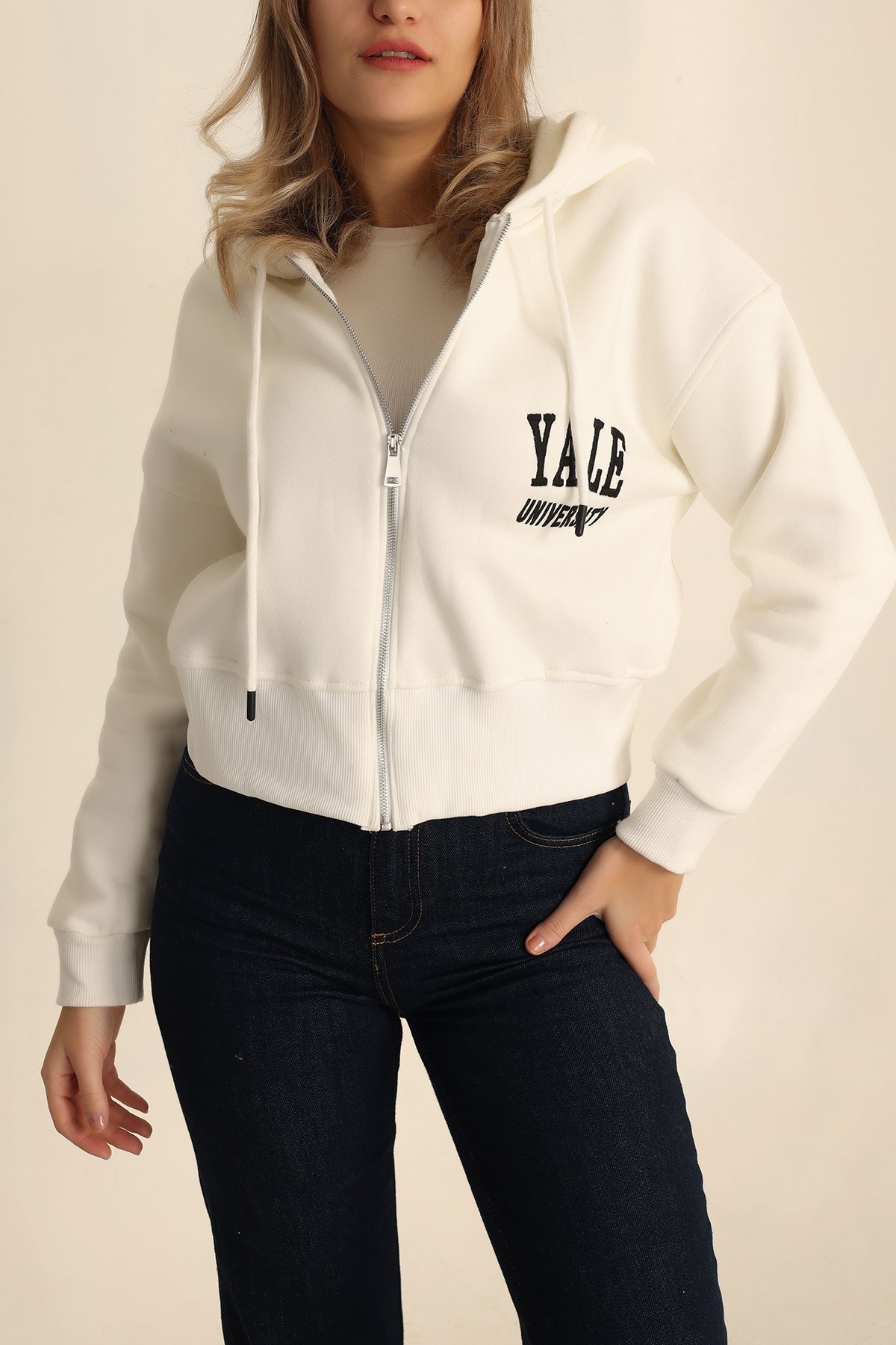 Beyaz Fermuarlı İçi Şardonlu Bayan Sweat 224411