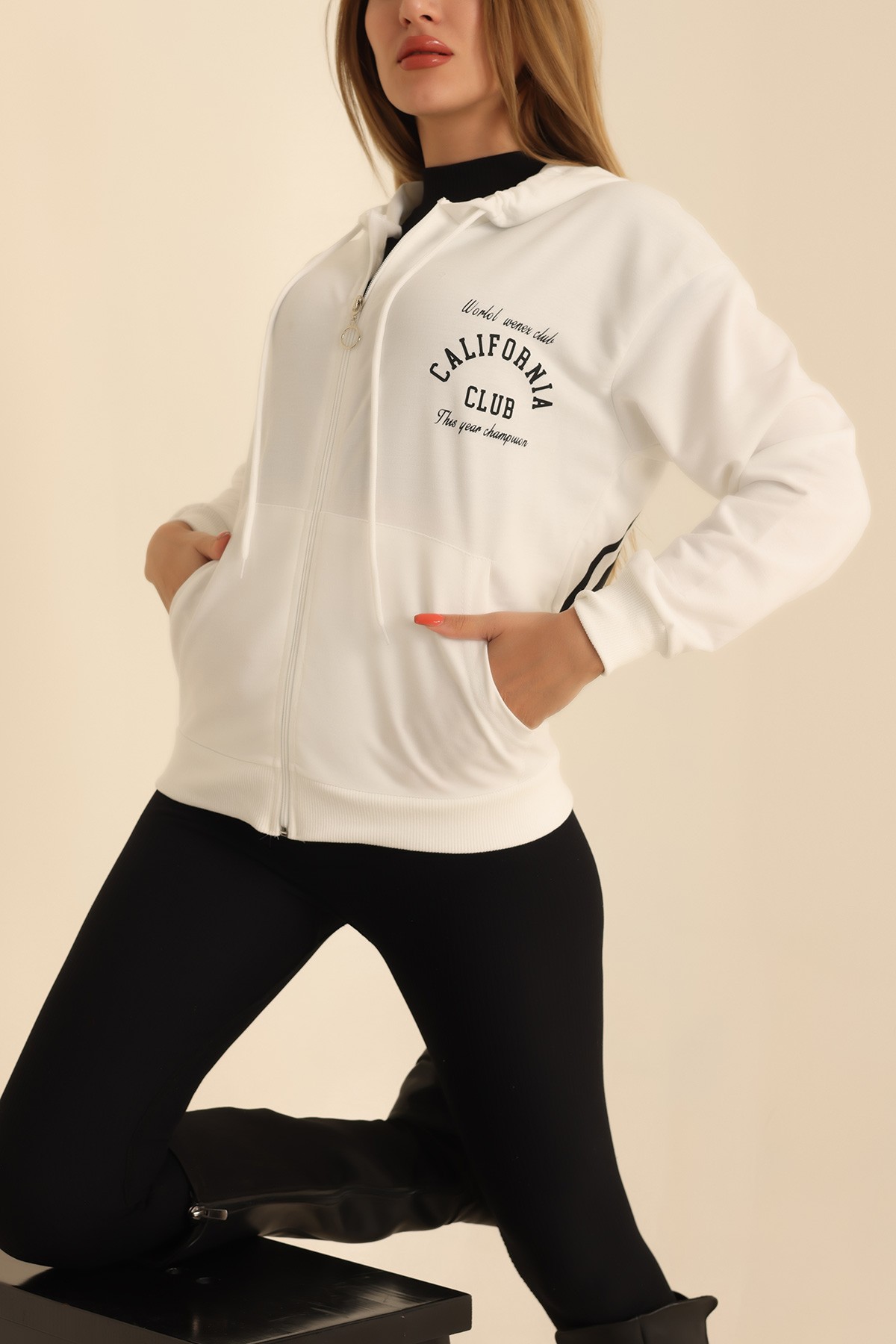 Beyaz Fermuarlı İki İp Bayan Sweat 212963