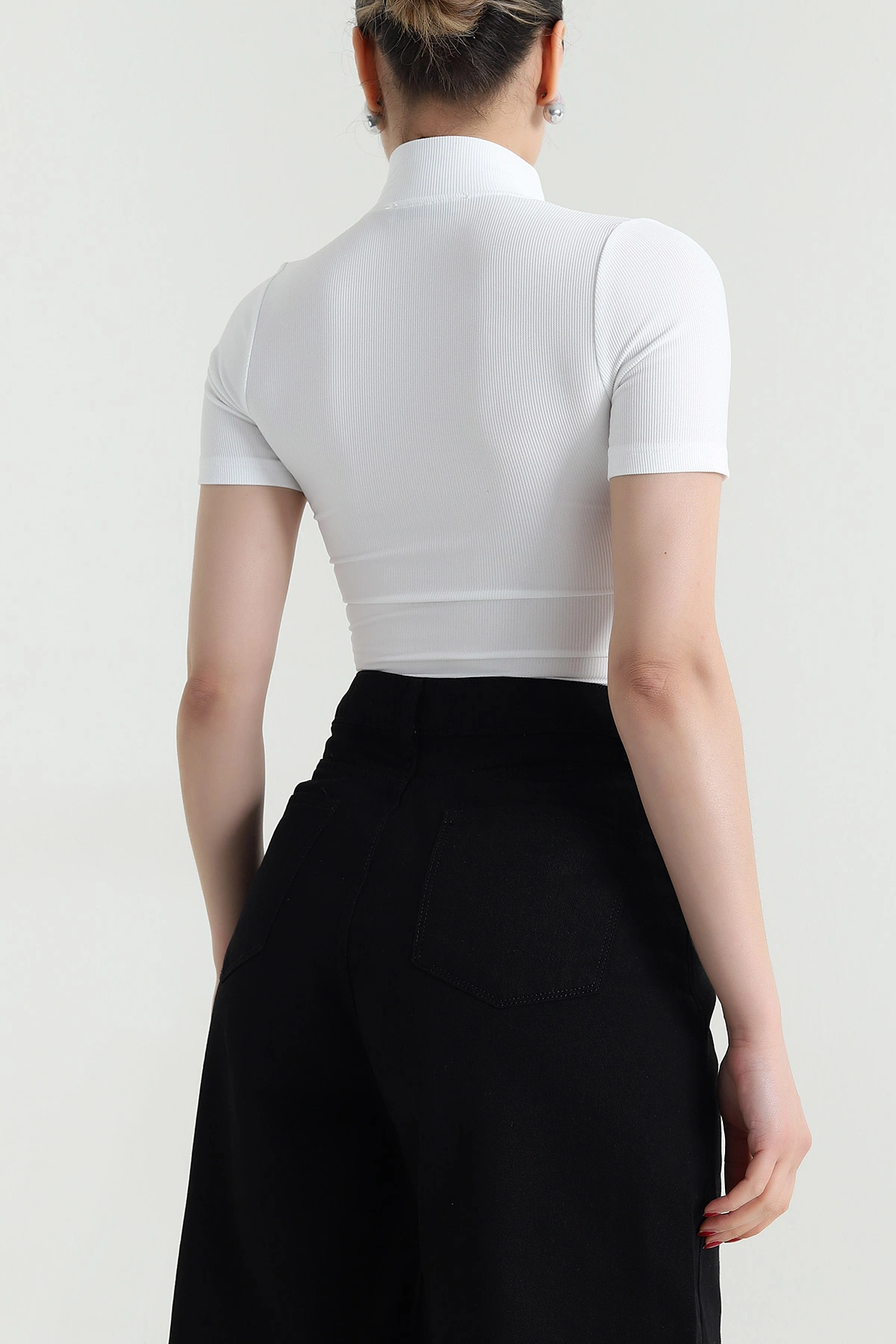 Beyaz Fermuarlı Ottoman Crop 467199