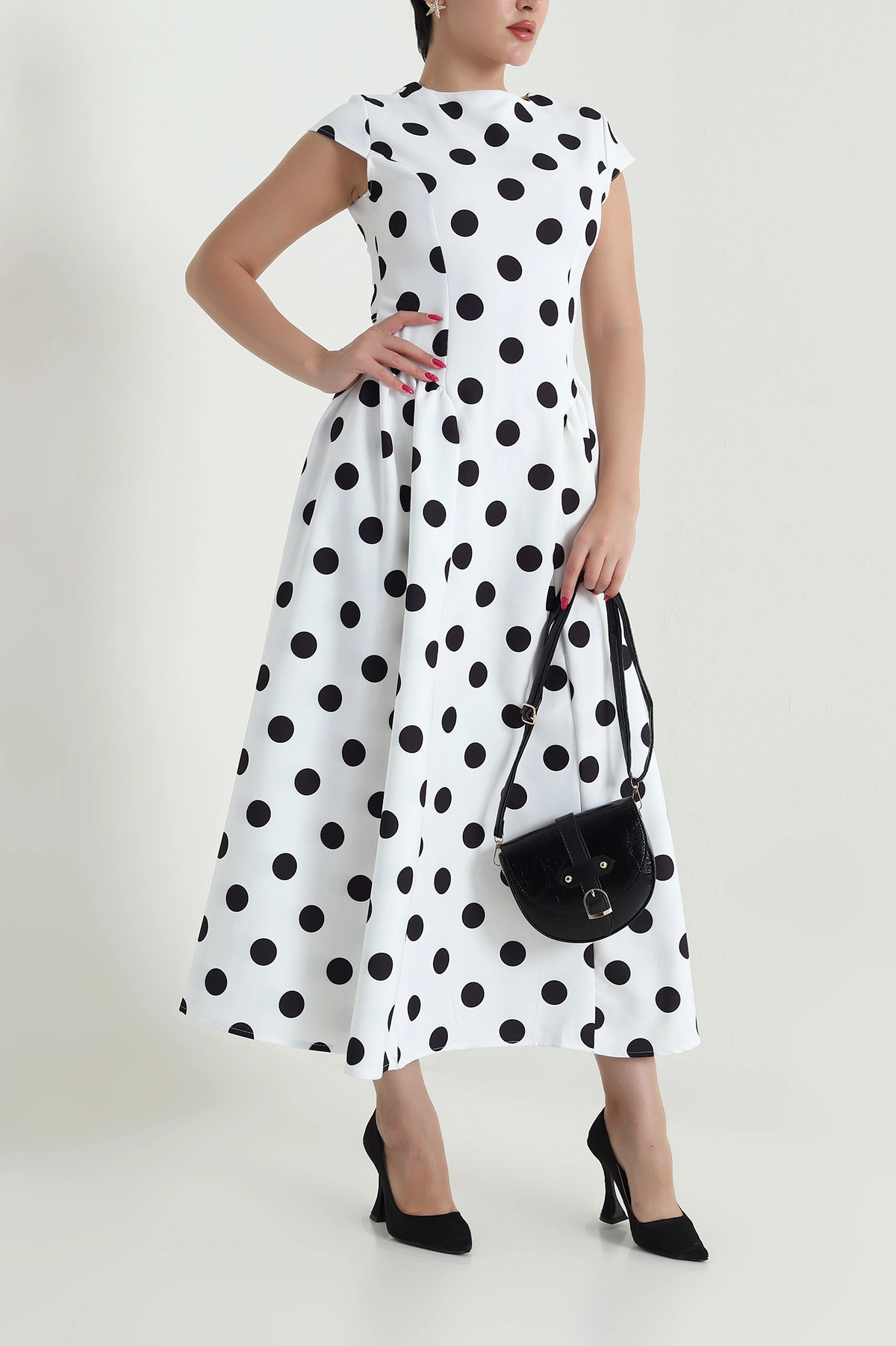 Beyaz Fermuarlı  Puantiyeli Krep Kadın Elbise 475789