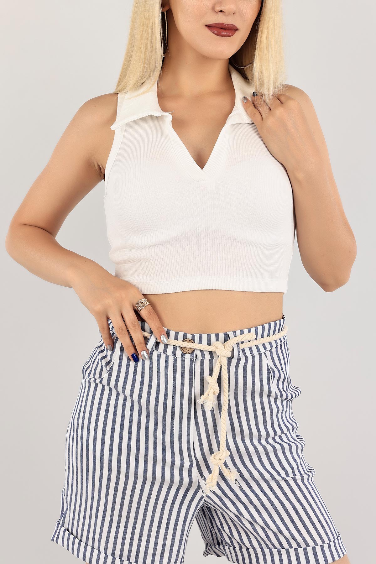 Beyaz Fitilli Crop Bluz 121318