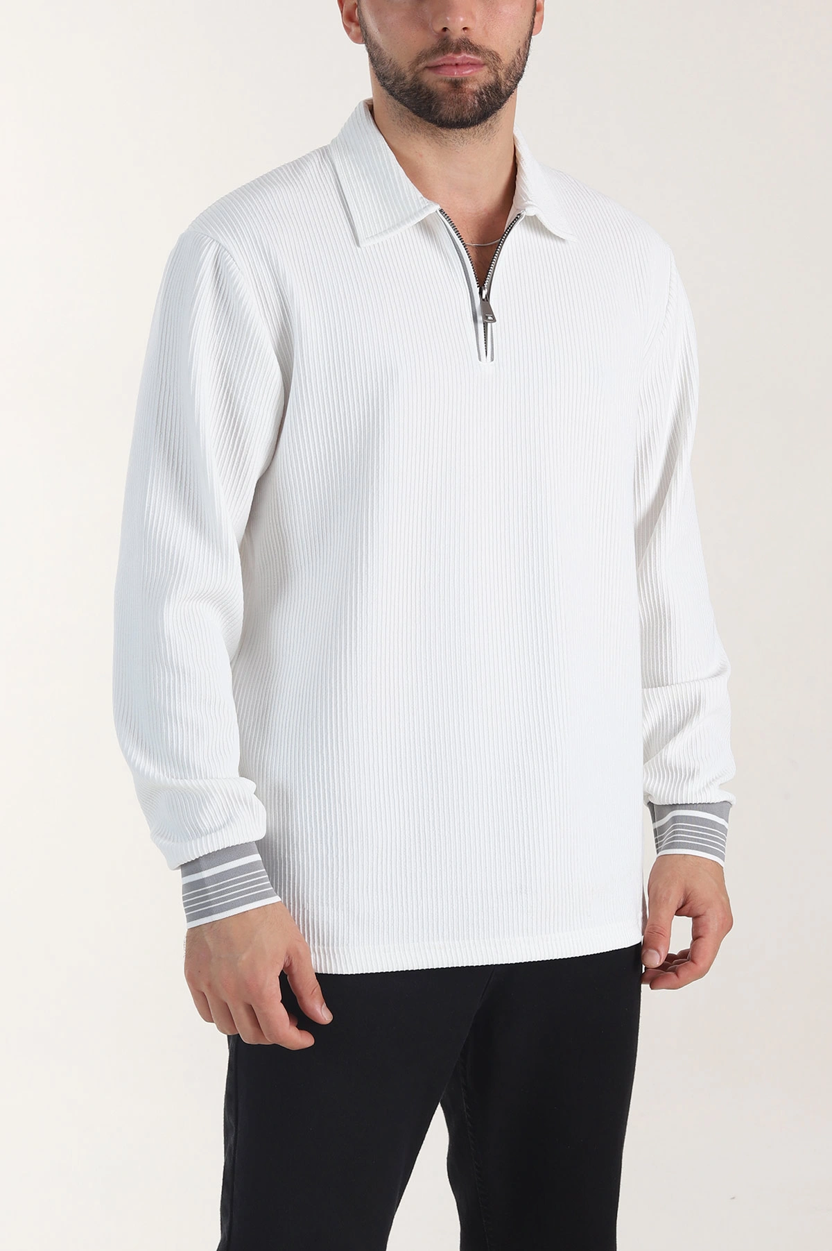 Beyaz Fitilli Yarım Fermuarlı Dik Yaka Erkek Sweatshirt 404811